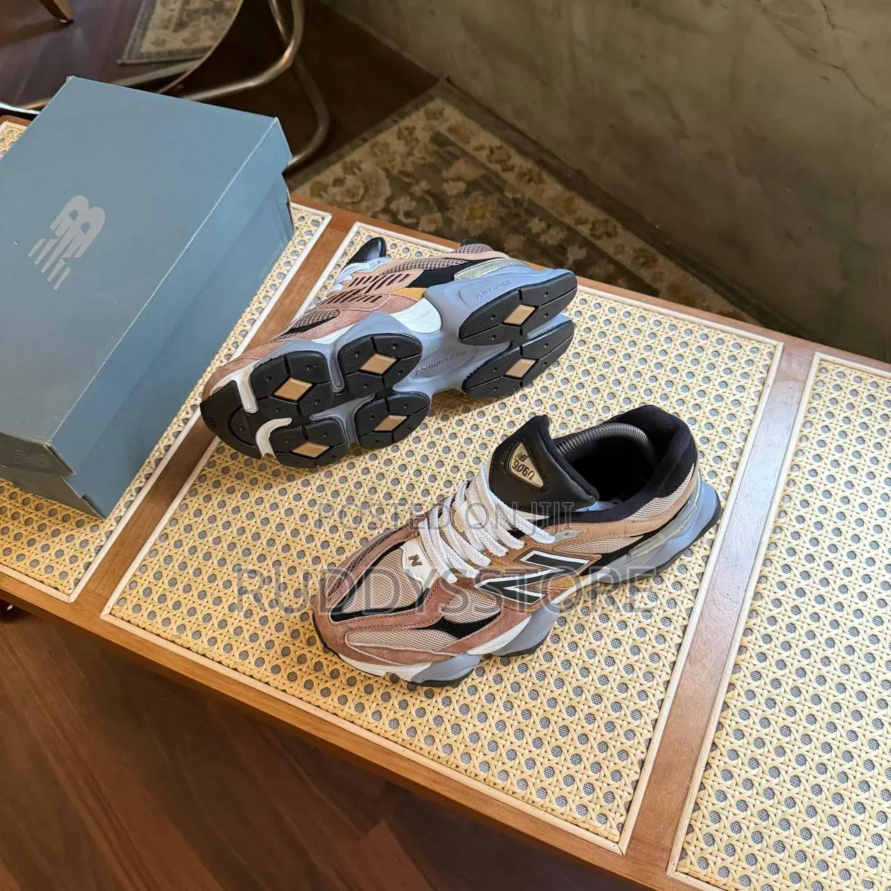 Mini Flex Trainers (Earth Tone)
/ Buy One Get a Free Sock