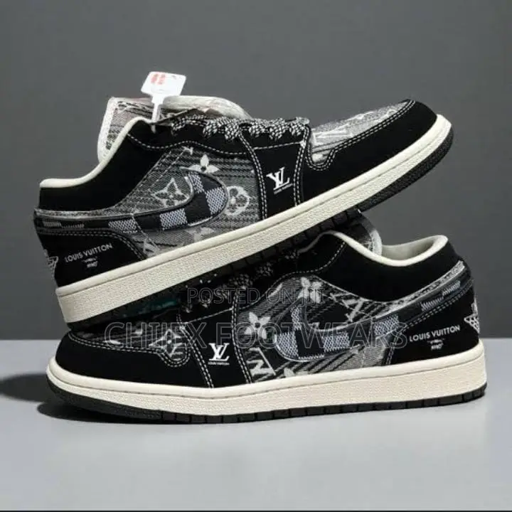Nike Sb Dunk Low X Louis Vuitton "Black"