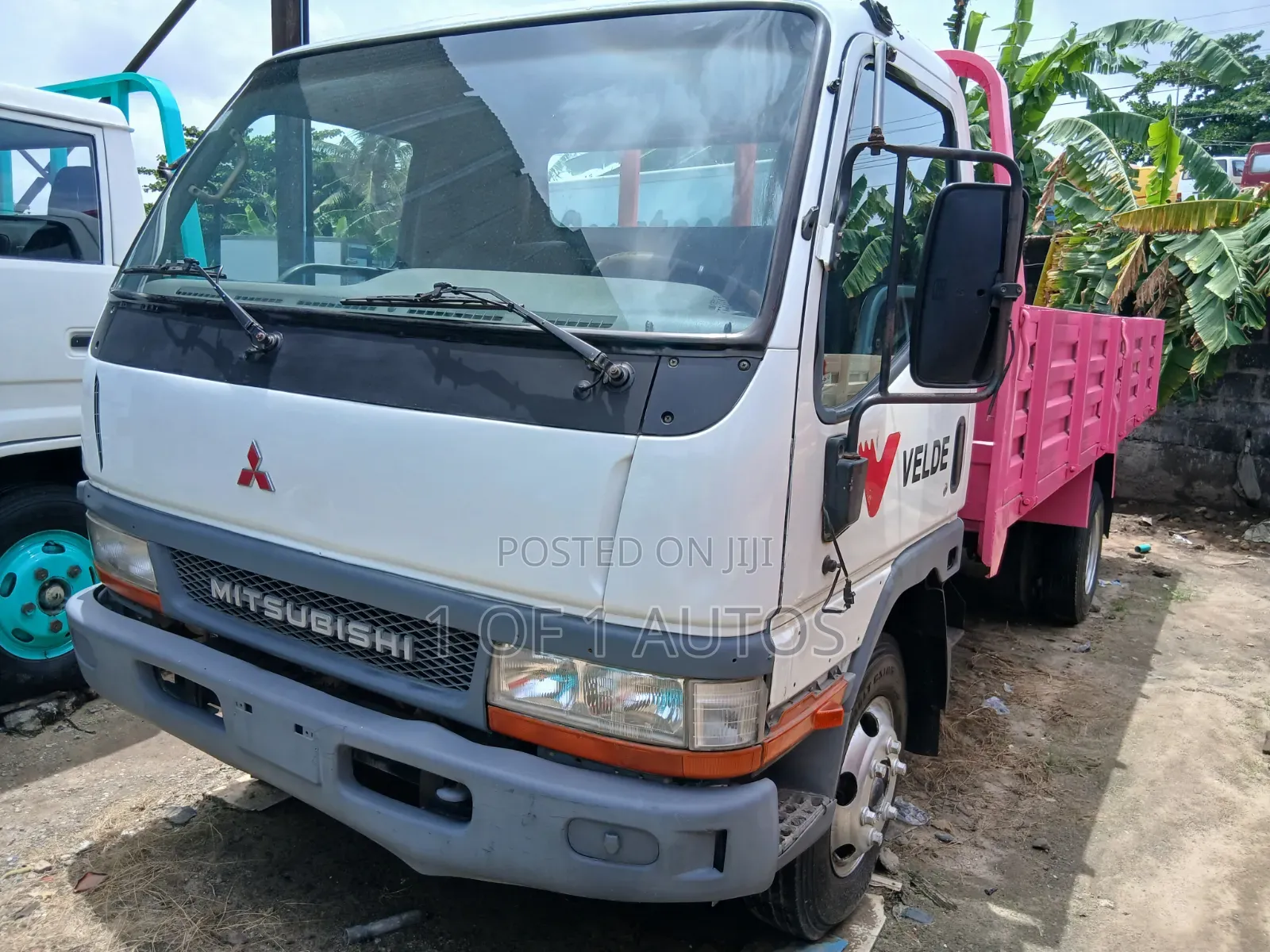 2000 Mistubishi Truck