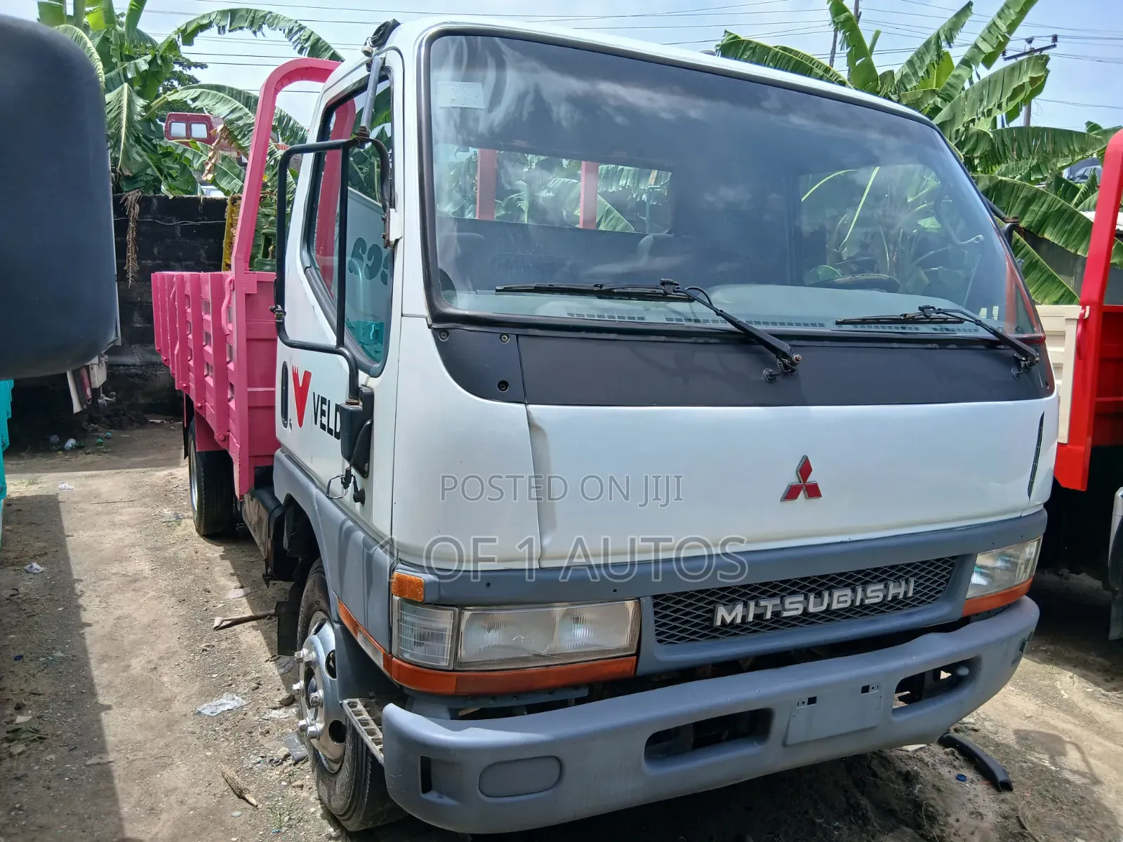 2000 Mistubishi Truck
