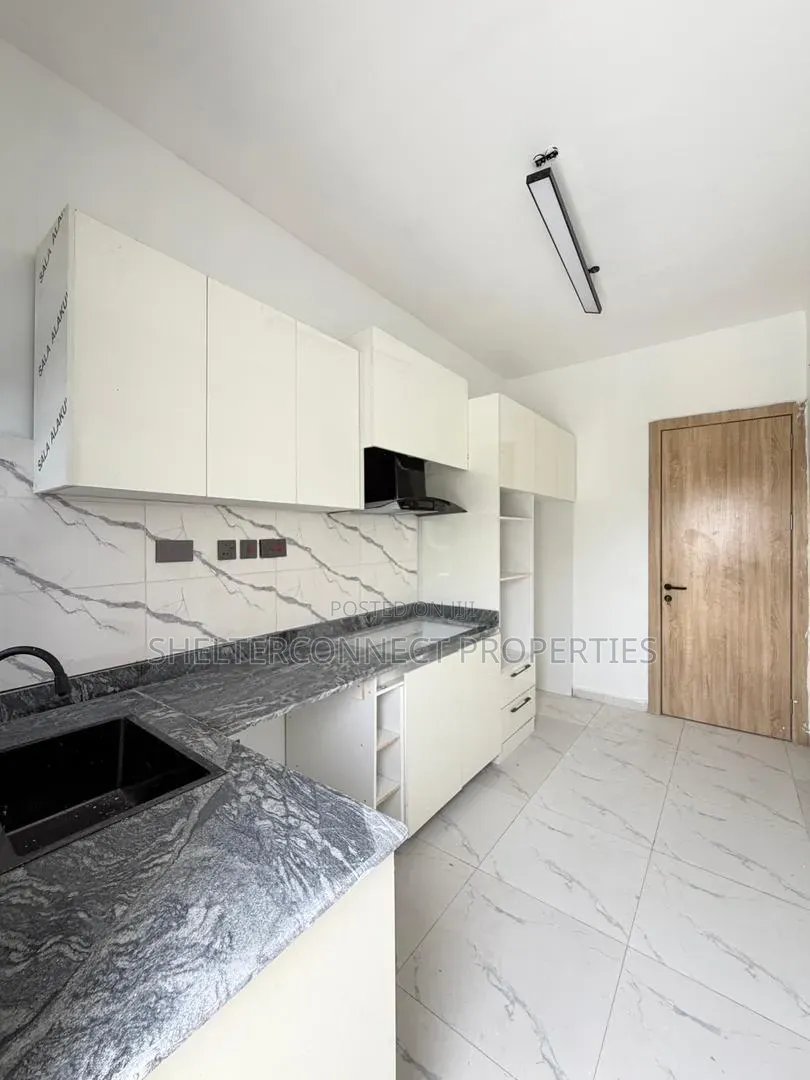 2bdrm Apartment in Lekki Expressway for sale