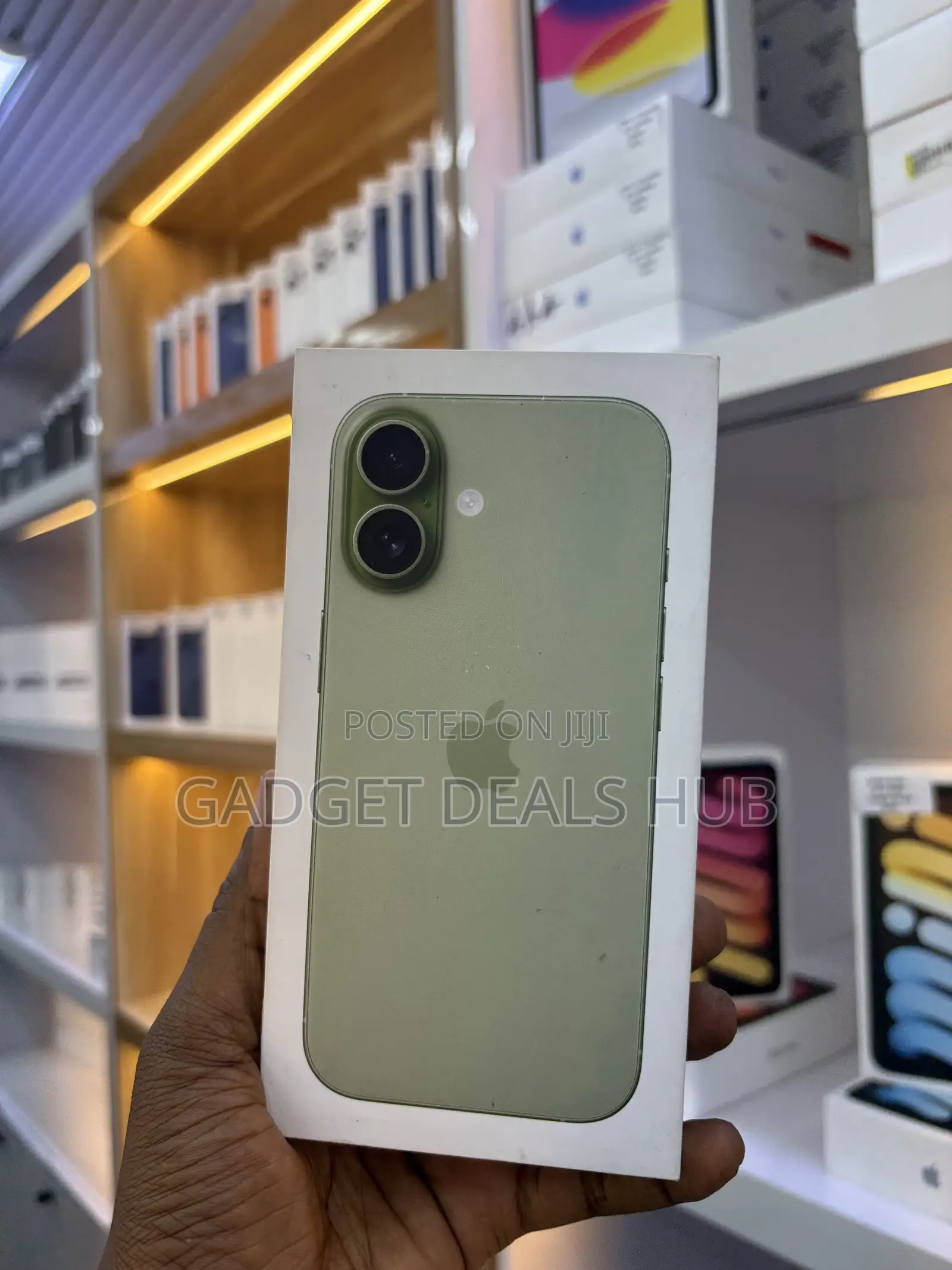 New Apple iPhone 17 256 GB