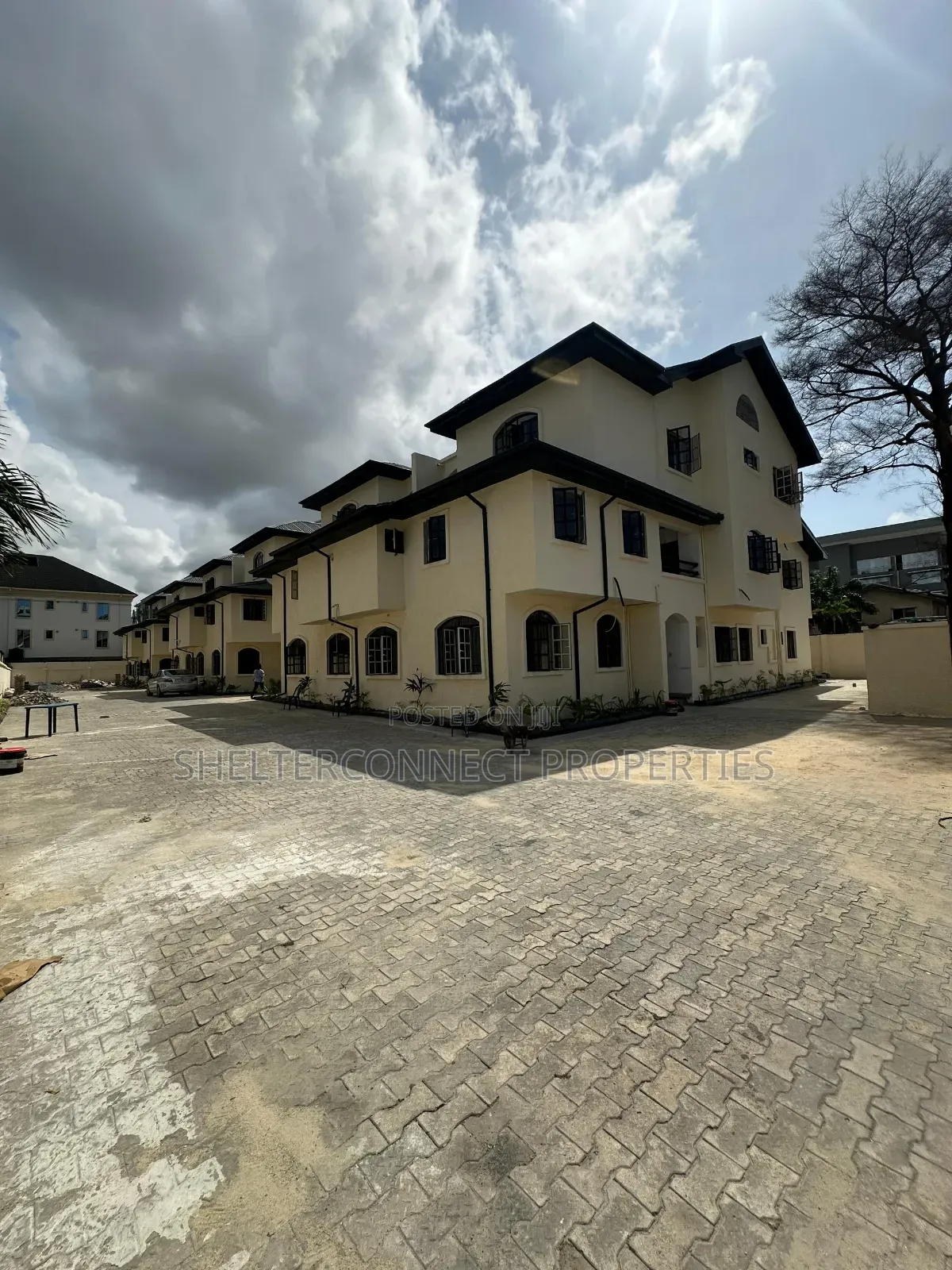 2bdrm Apartment in Victoria Island Extension for rent