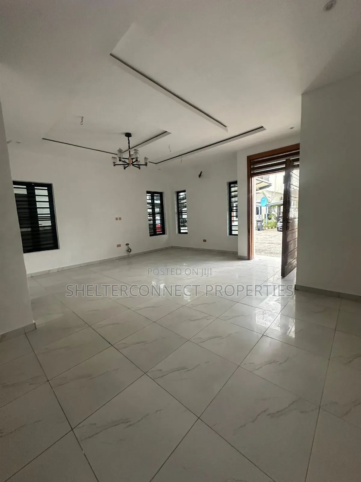 4bdrm Duplex in Lekki Expressway for rent