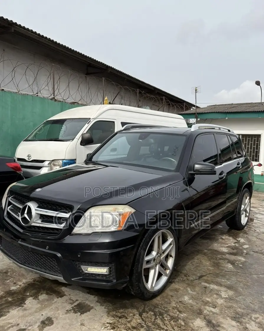 Mercedes-Benz GLK-Class 2012 Black