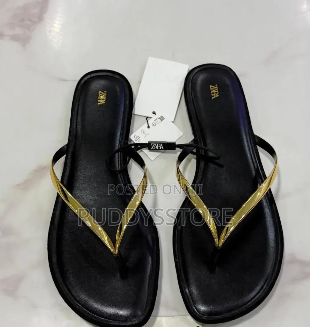 Zara Minimal Luxe Flat Slippers