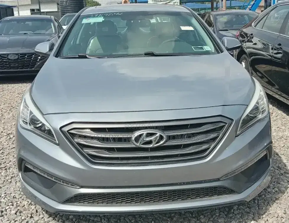 Hyundai Sonata Limited 2.0T Seban (2.0L 4cyl 6A) 2016 Silver