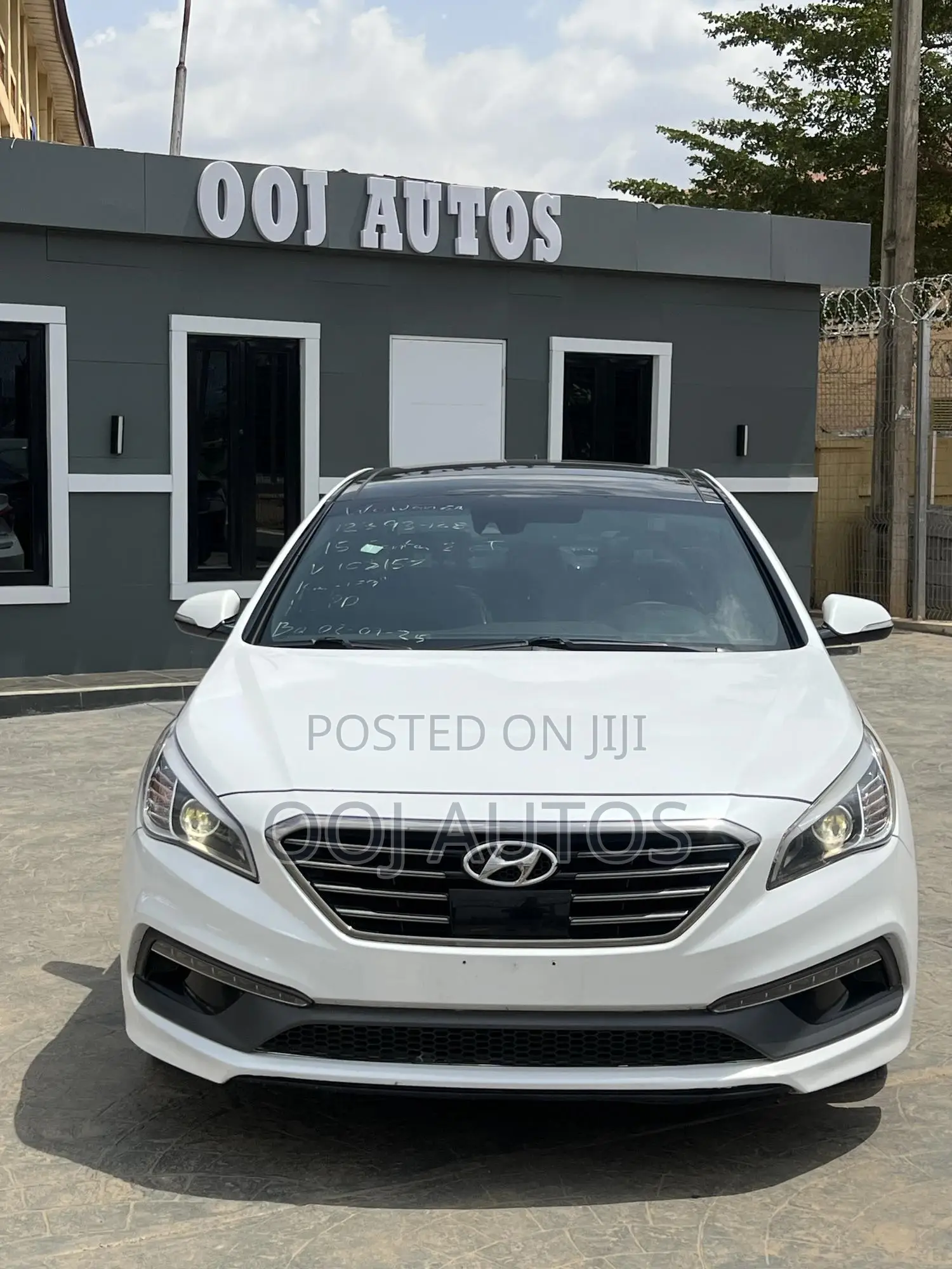 Hyundai Sonata Sport 2.0T 4dr Sedan (2.0L 4cyl Turbo 6A) 2015 White