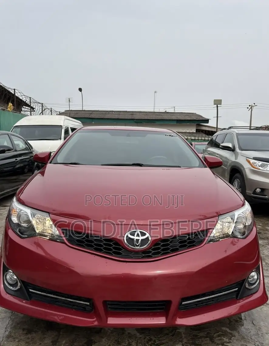Toyota Camry 2014 Burgundy