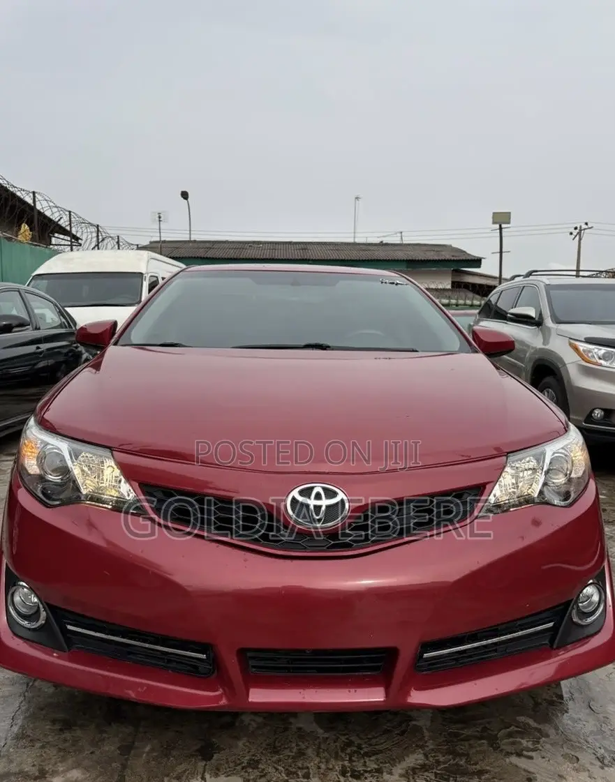 Toyota Camry 2014 Burgundy