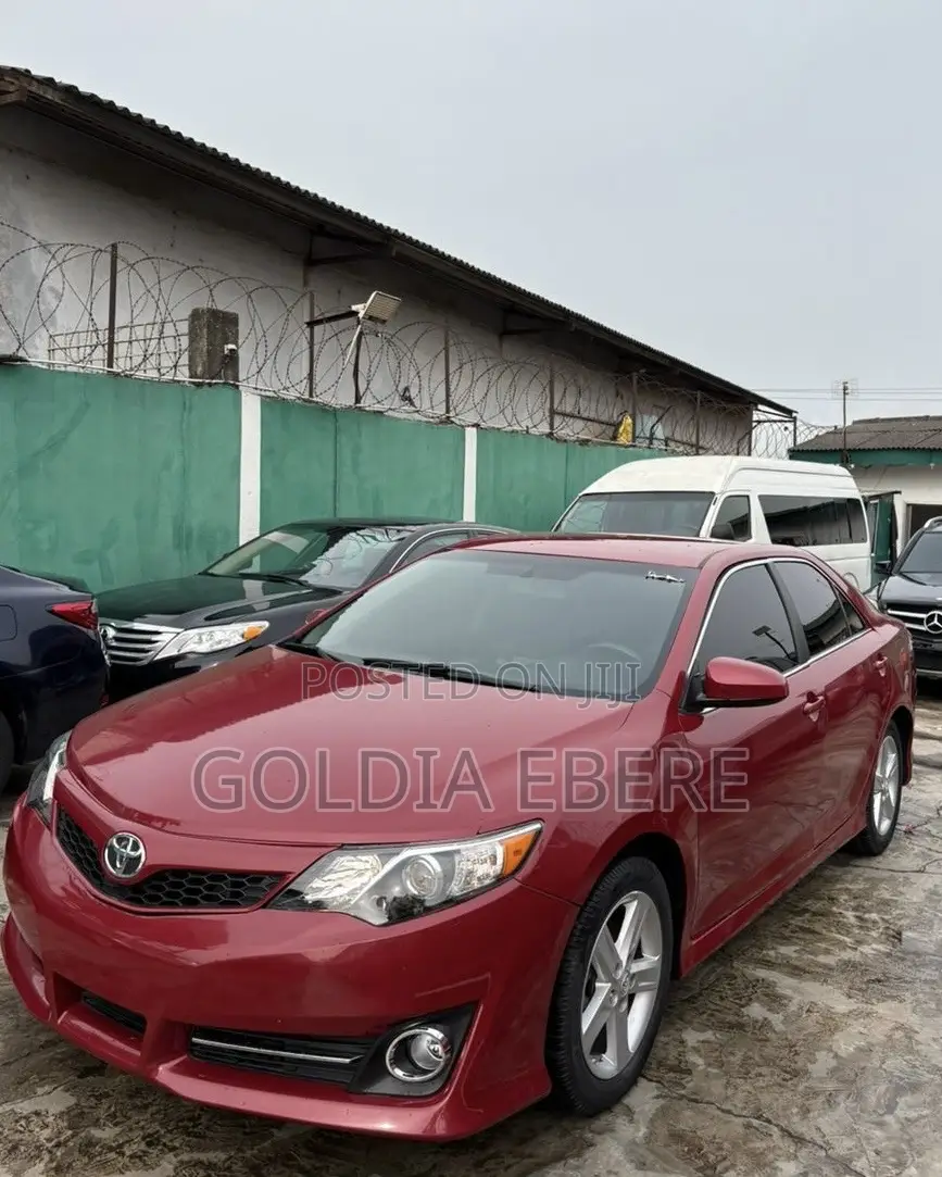 Toyota Camry 2014 Burgundy