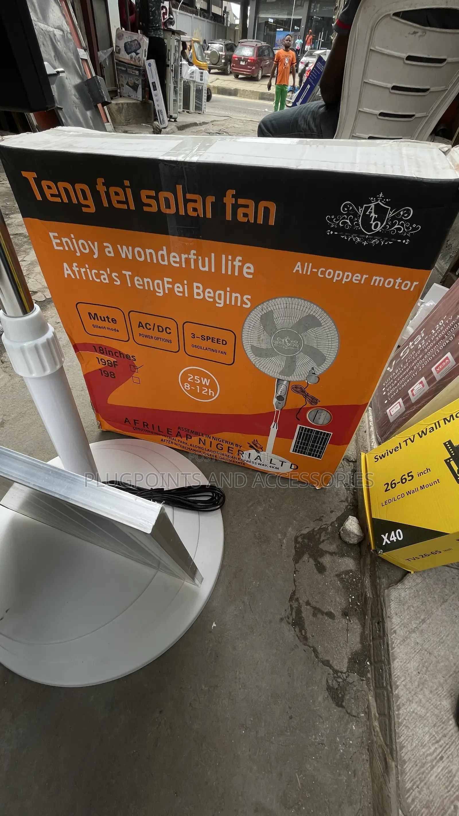 Teng Solar Rechargeable Fan 8000mah