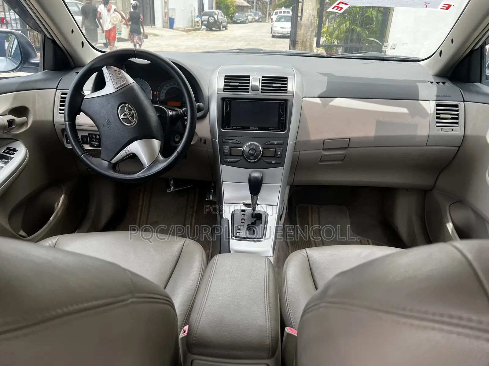 Toyota Corolla 2011 Silver
