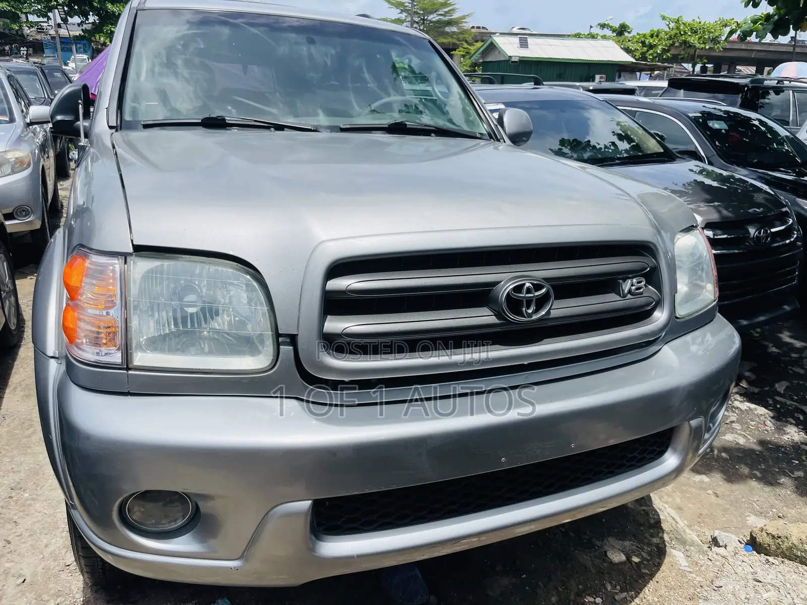 Toyota Sequoia Limited 4dr SUV 4WD (4.7L 8cyl 4A) 2004 Gray