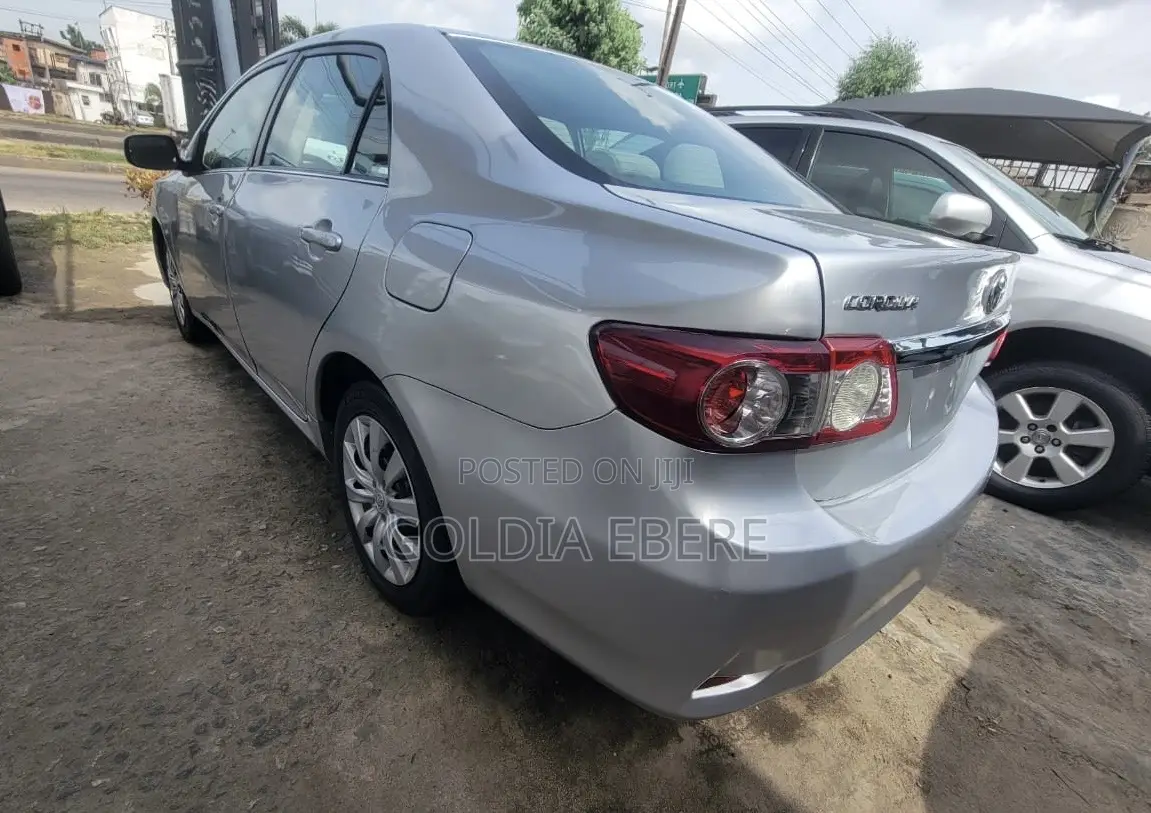 Toyota Corolla 2013 Teal