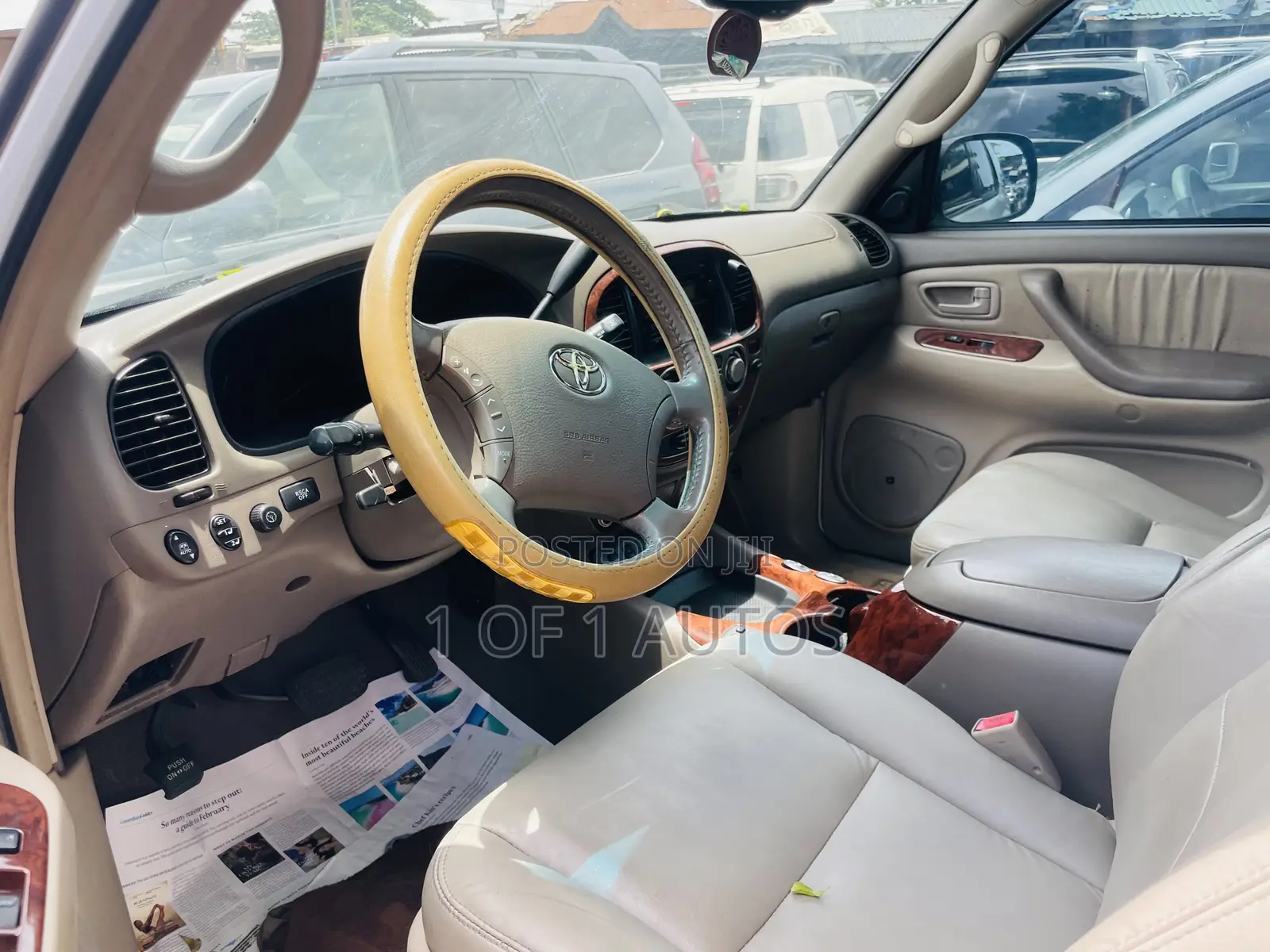 Toyota Sequoia Limited 4dr SUV 4WD (4.7L 8cyl 4A) 2004 White