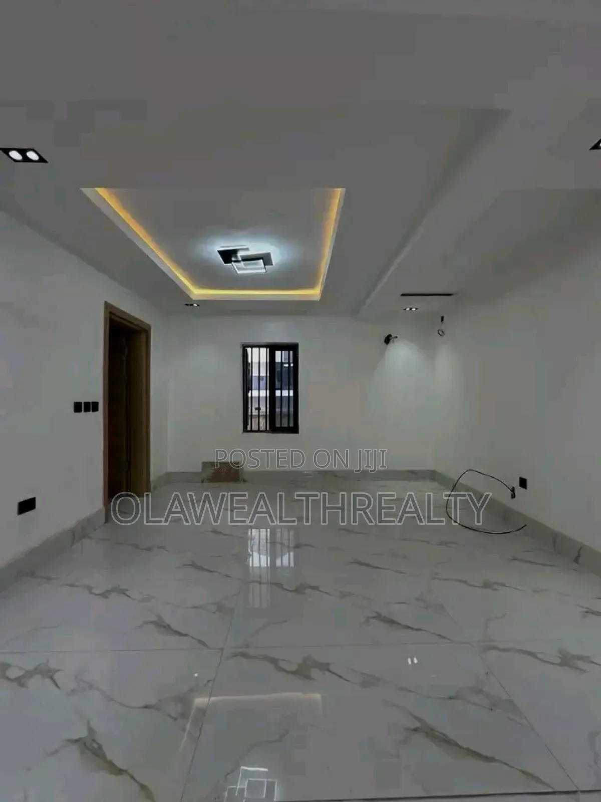 4bdrm Duplex in Jahi for sale