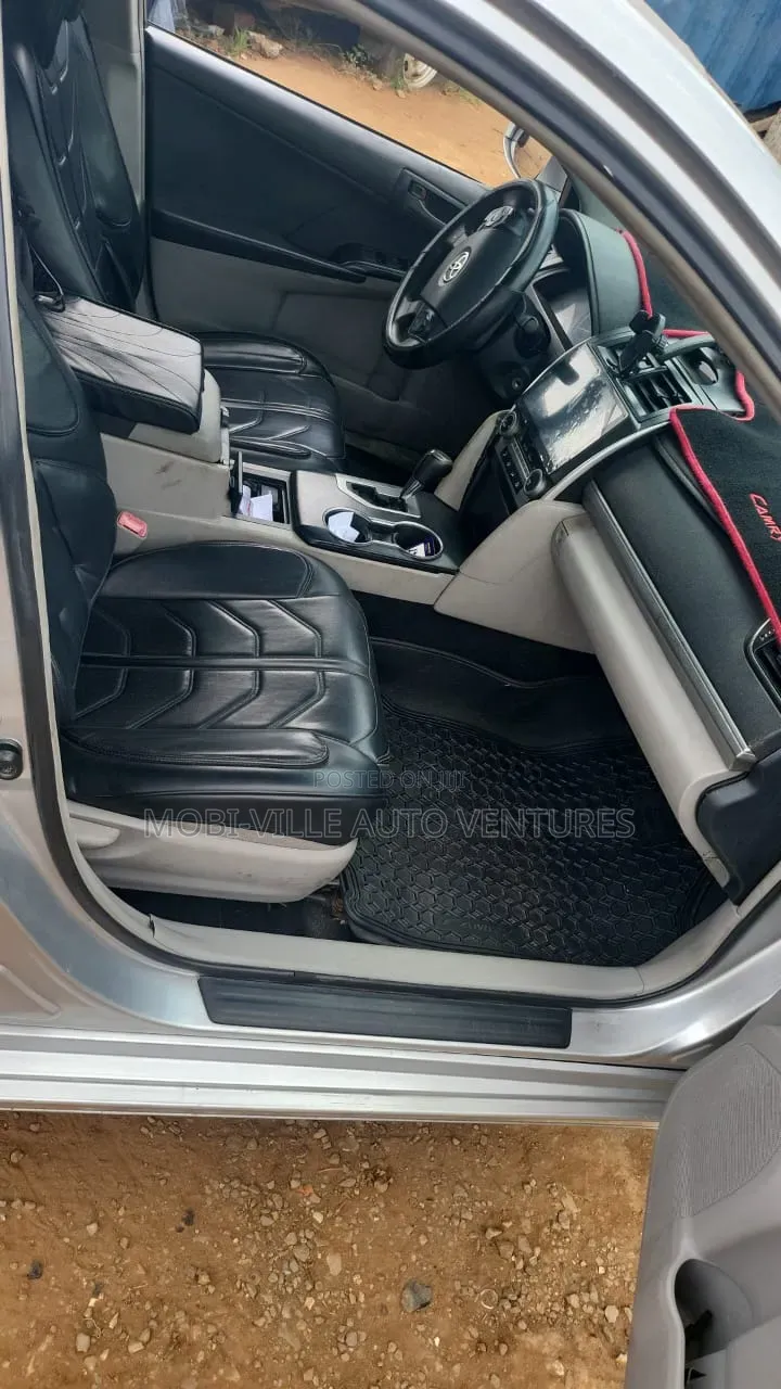 Toyota Camry 2013 Silver