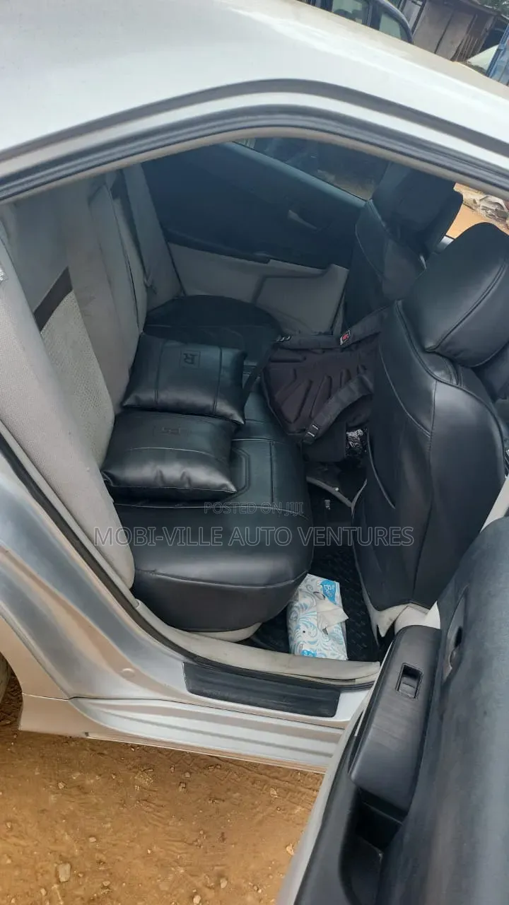 Toyota Camry 2013 Silver