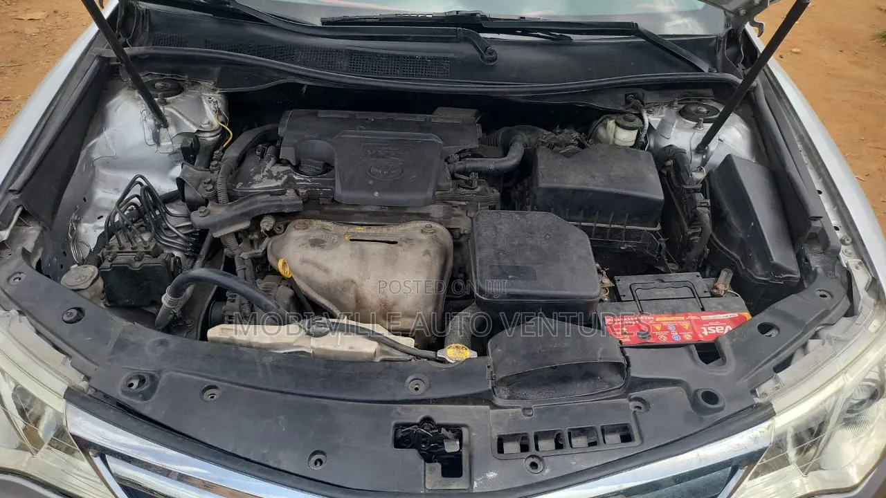 Toyota Camry 2013 Silver