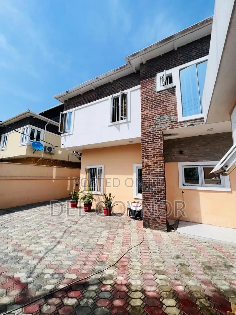 Furnished Mini Flat in Ikate for rent