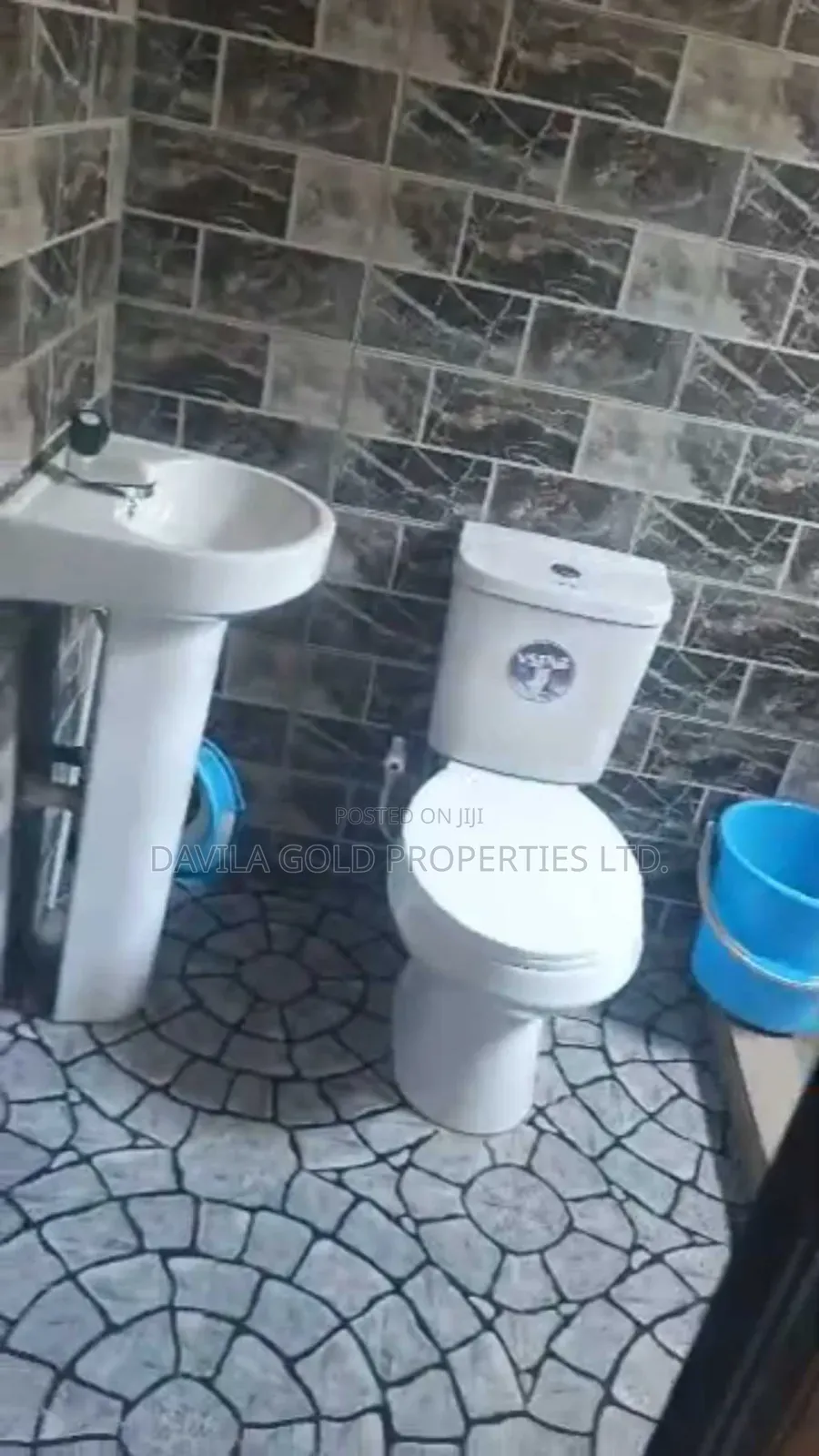 3bdrm Bungalow in Benin City for sale