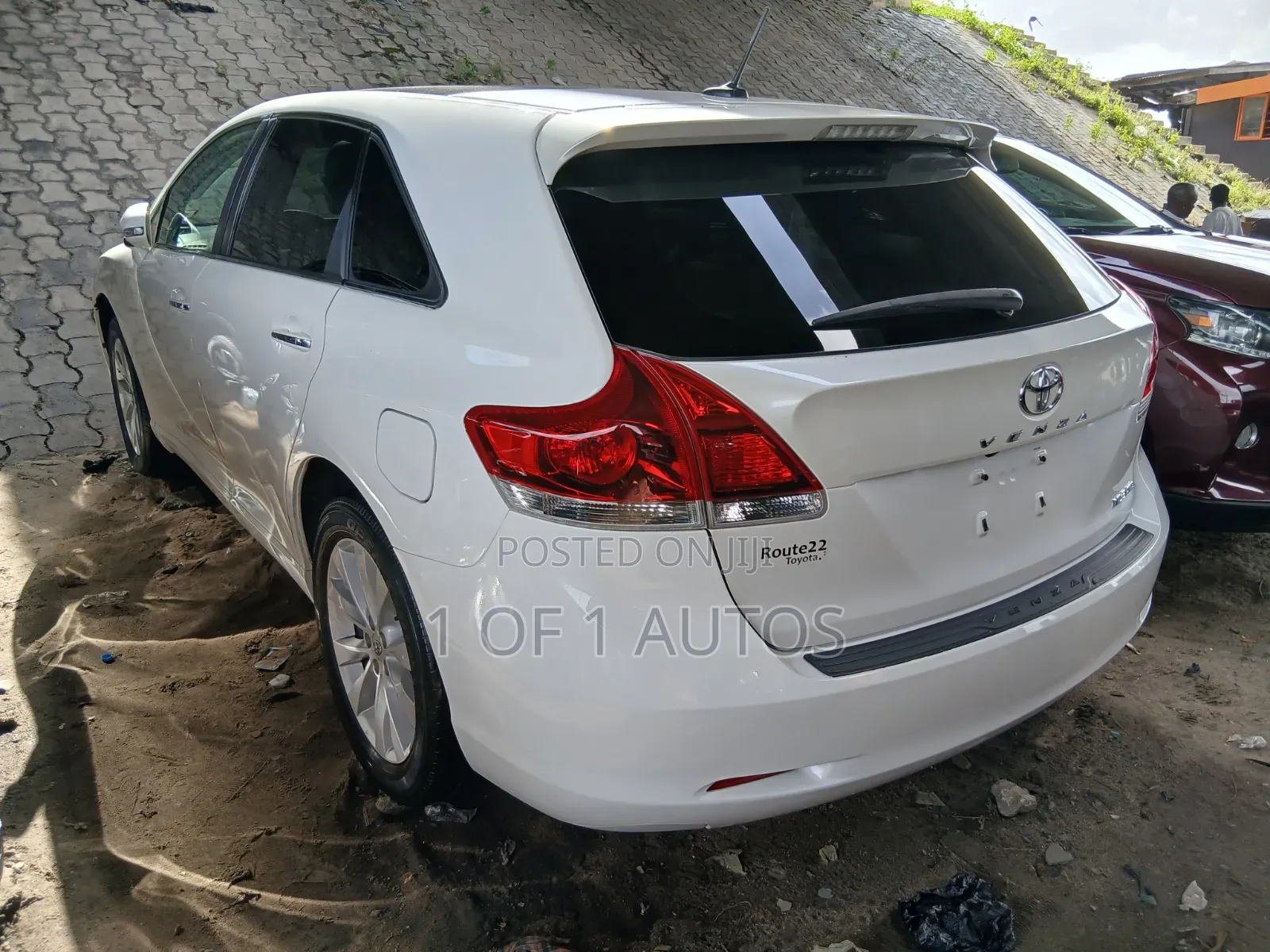 Toyota Venza XLE 4dr Wagon AWD (2.7L 4cyl 6A) 2015 White