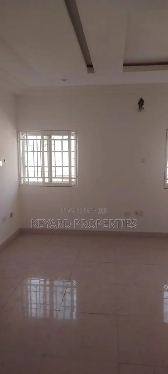3bdrm Townhouse / Terrace in Jabi for rent