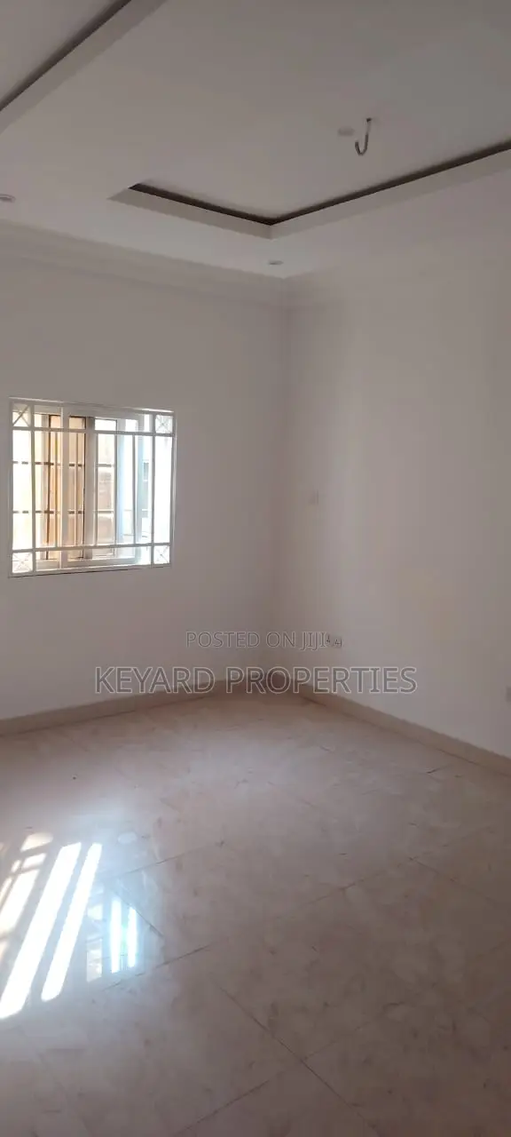 3bdrm Townhouse / Terrace in Jabi for rent