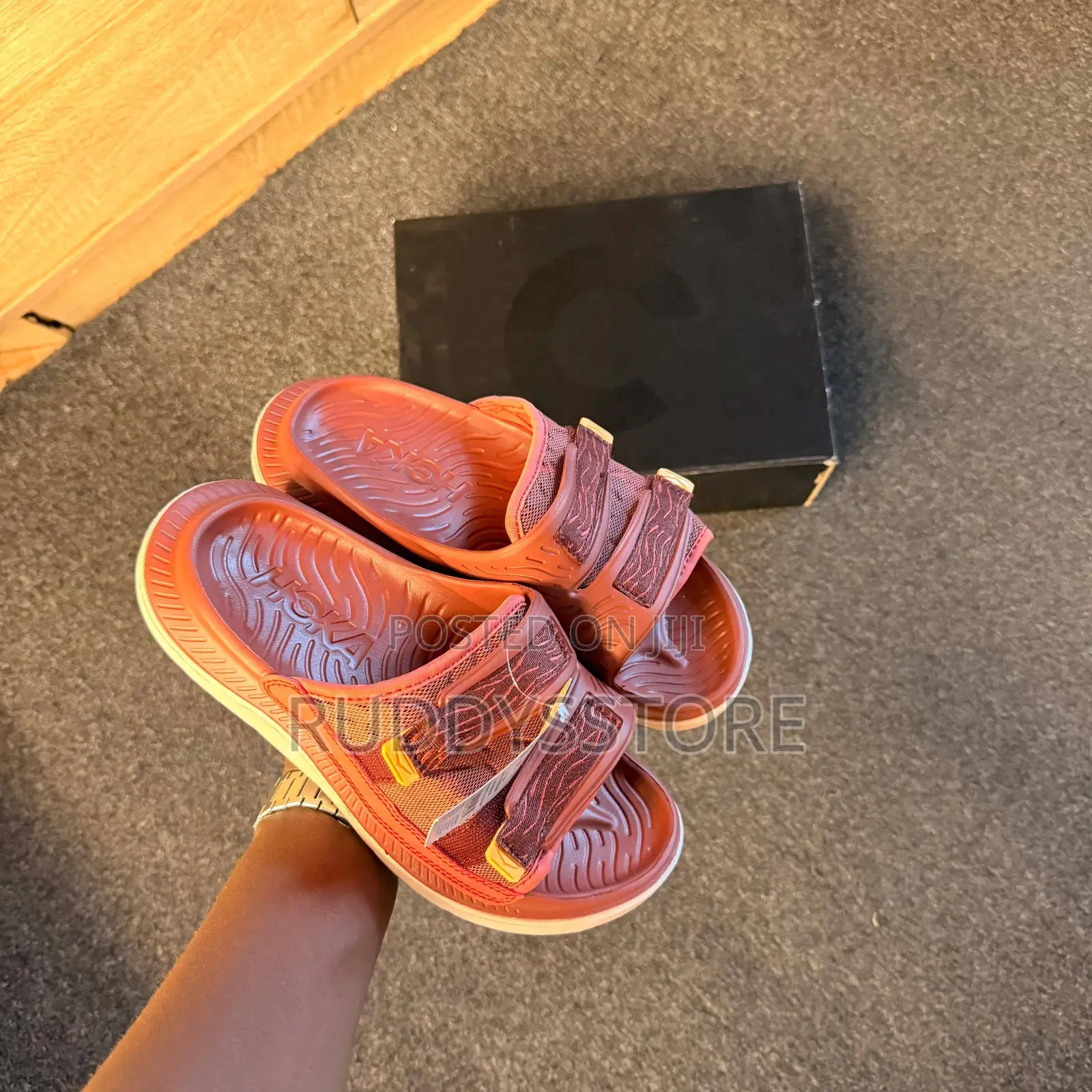 Peak X Hoka One Ora Slide