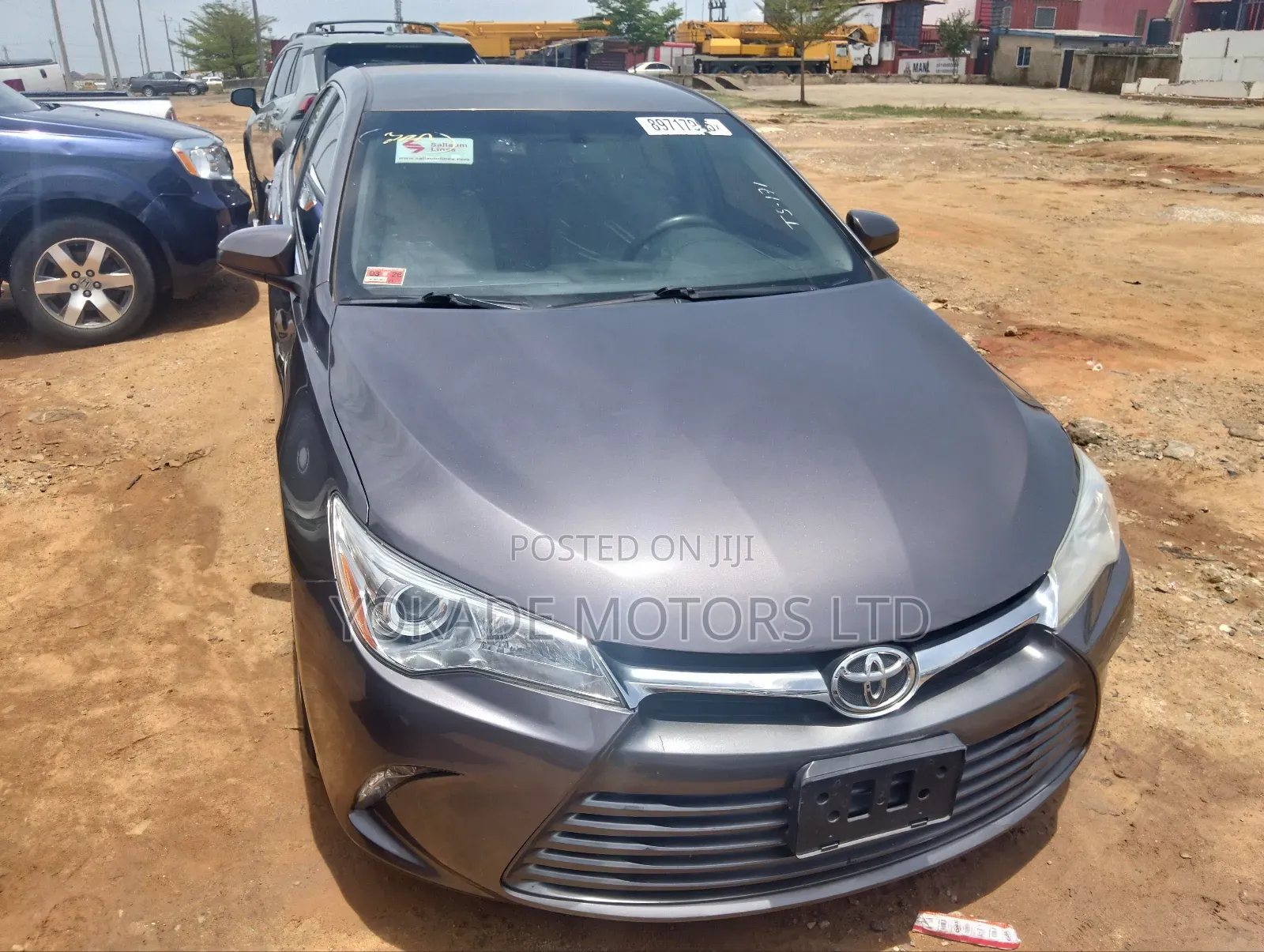 Toyota Camry LE 4dr Sedan (2.5L 4cyl 6A) 2015 Gray