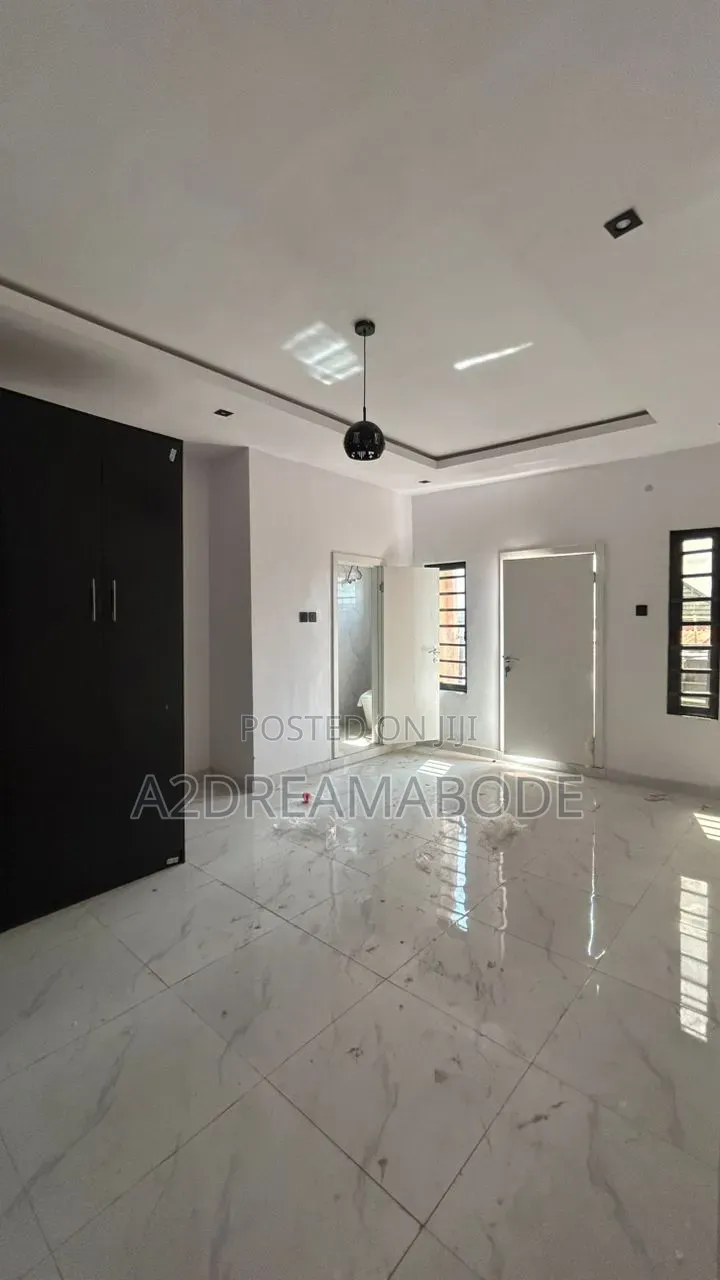 4bdrm Duplex in Ogudu Gra for rent