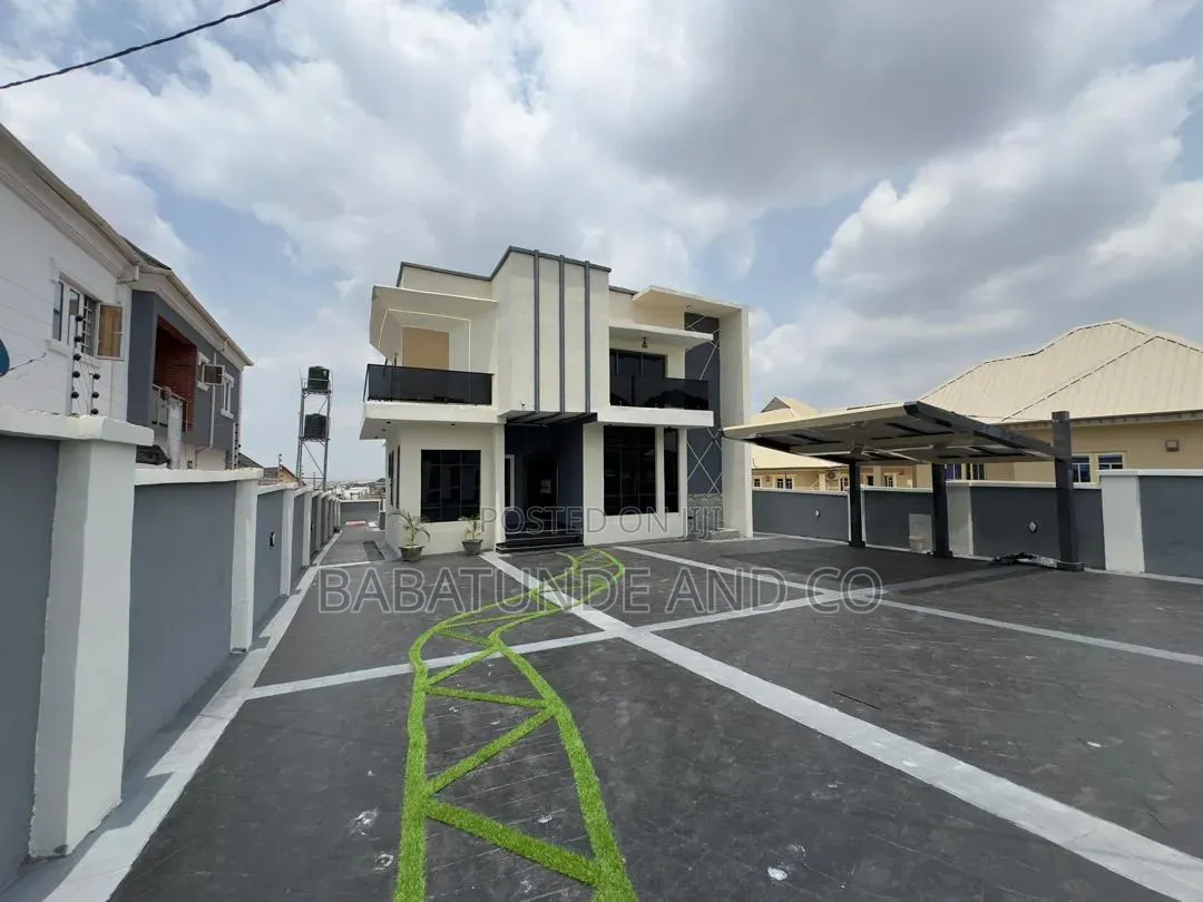 4bdrm Duplex in Calton Gate Estate, Akobo for sale