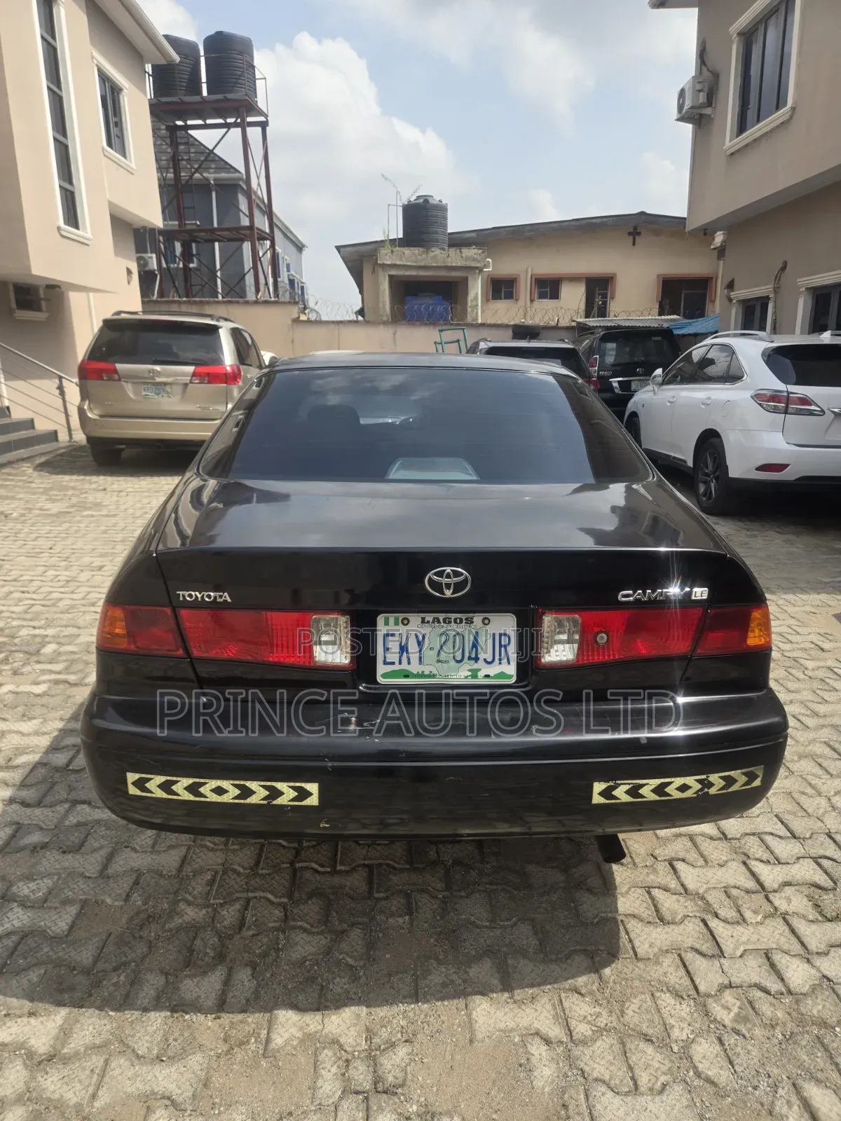 Toyota Camry LE 4dr Sedan (2.2L 4cyl 4A) 2001 Black