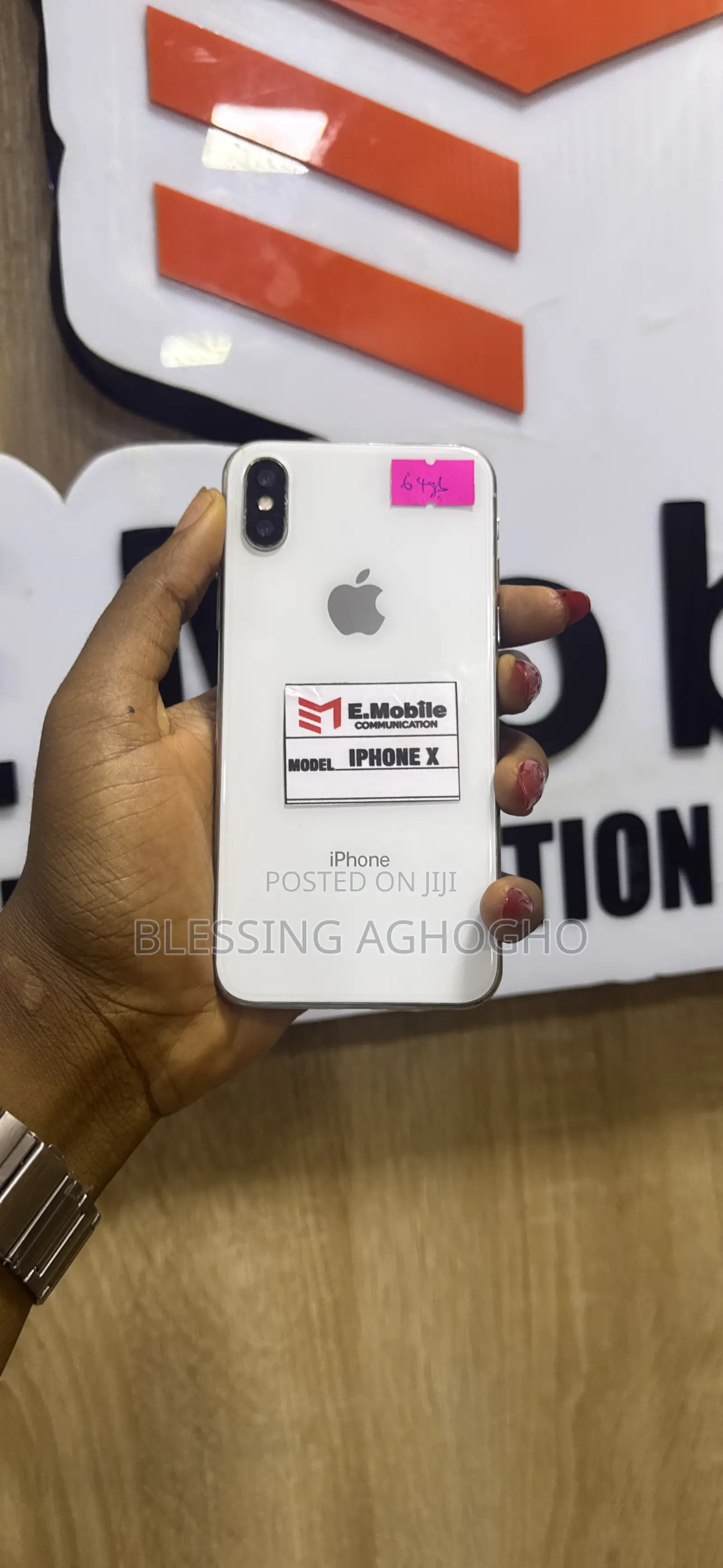 Apple iPhone X 64 GB White
