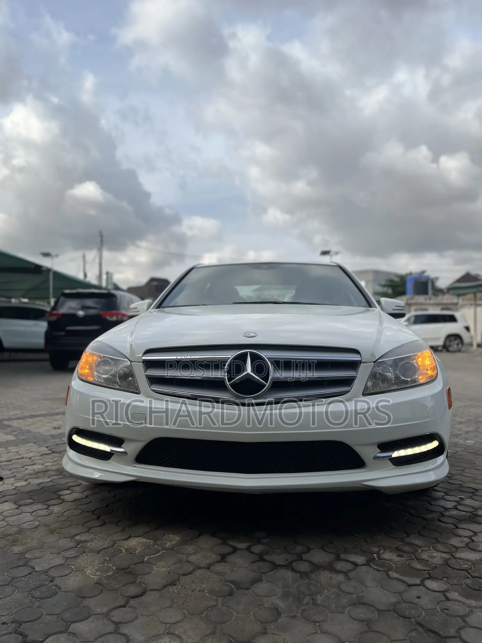 Mercedes-Benz C300 Sport Sedan RWD (3.0L 6cyl 6M) 2011 White
