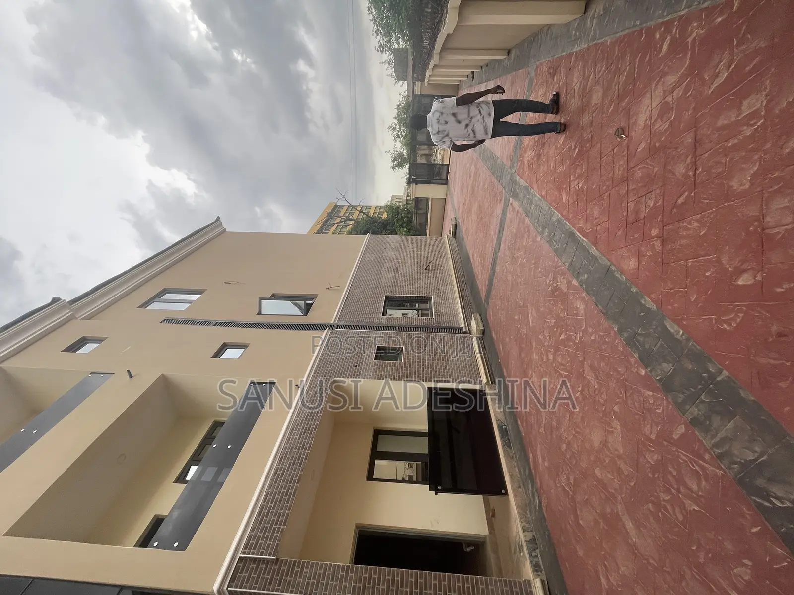 3bdrm Block of Flats in Mabushi Fct Abuja for sale