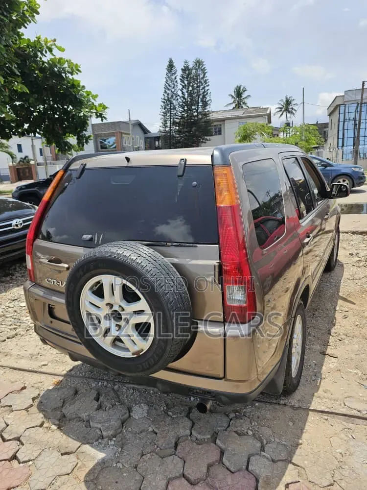Honda CR-V 2005 Gold