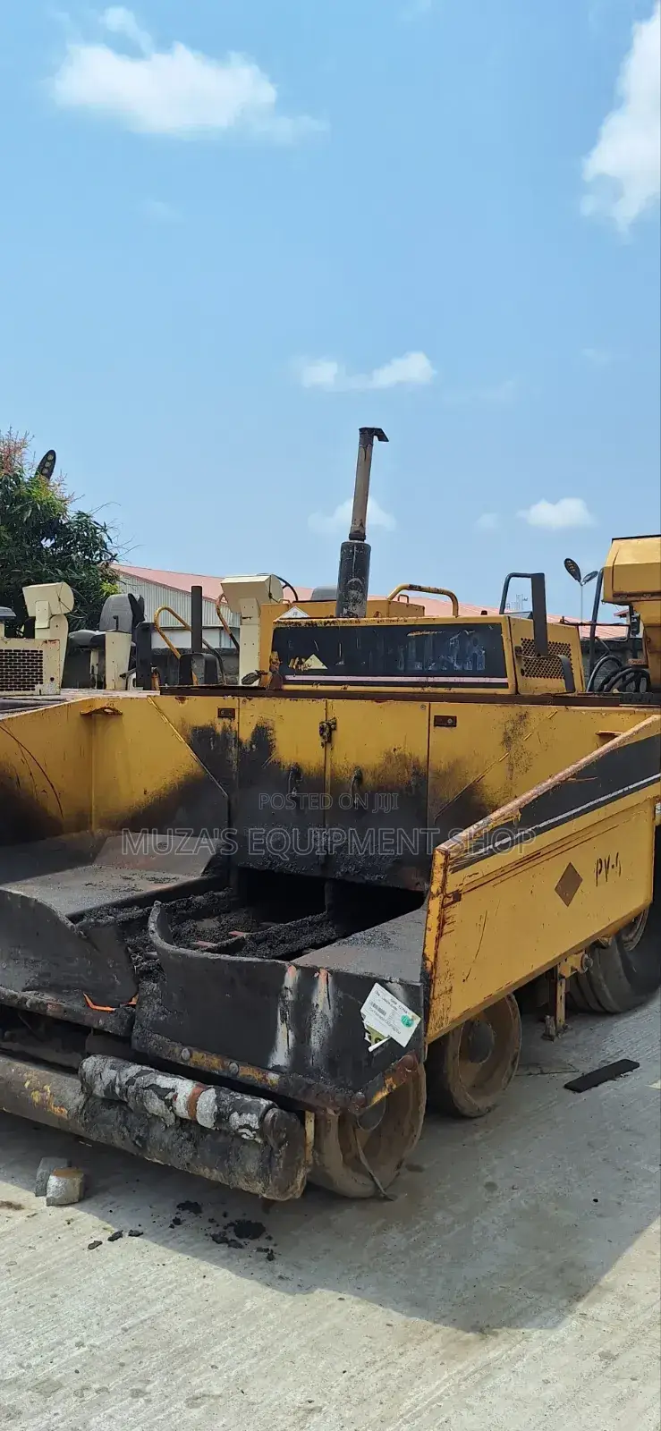 Caterpillar Paver for Sale. Price: 205 Million