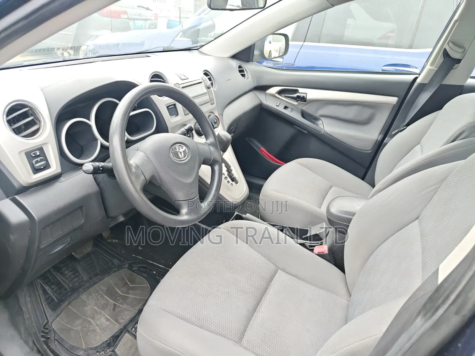 Toyota Matrix S Hatchback FWD (2.4L 4cyl 5A) 2010 Blue