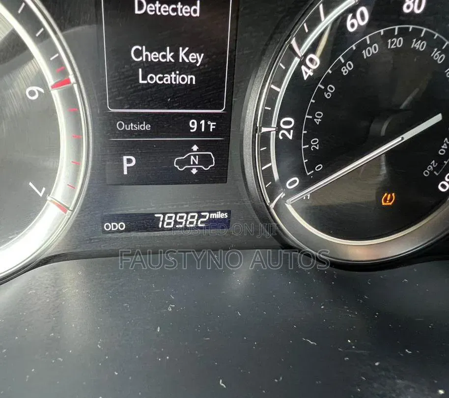 Lexus LX 570 (5 seats) AWD 2017 Black