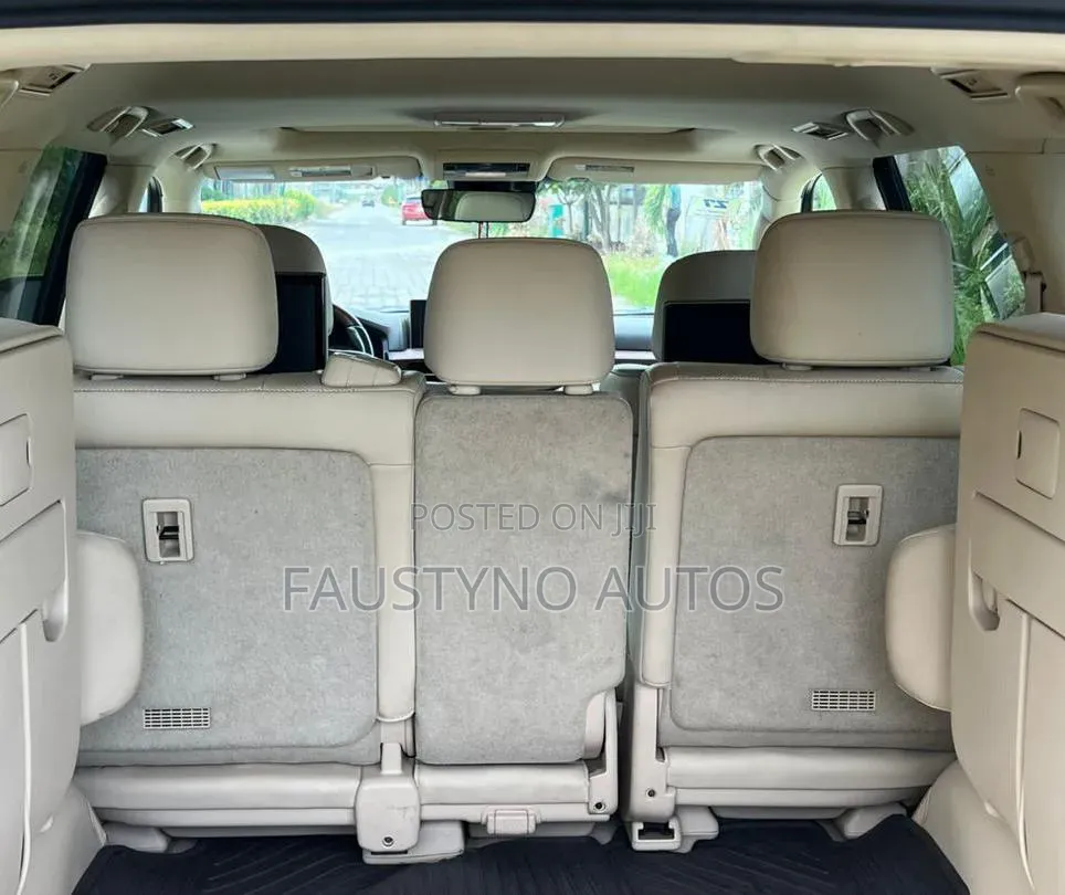 Lexus LX 570 (5 seats) AWD 2017 Black
