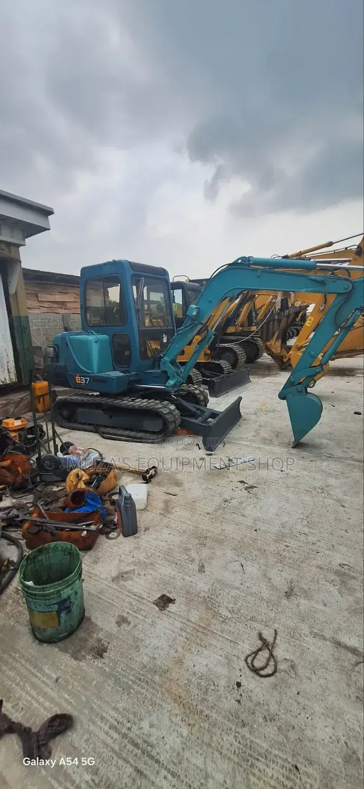 Yanmar B37 Mini Excavator for Sale. Price: 55 Million
