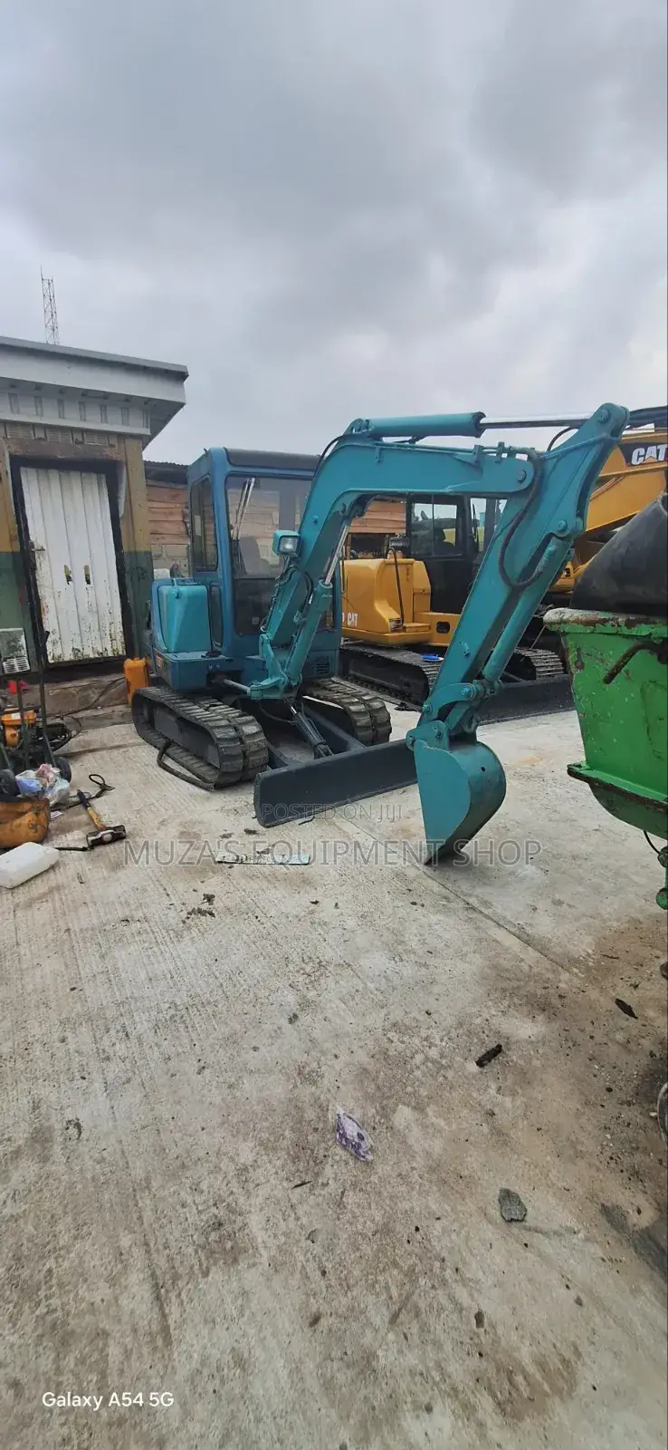 Yanmar B37 Mini Excavator for Sale. Price: 55 Million