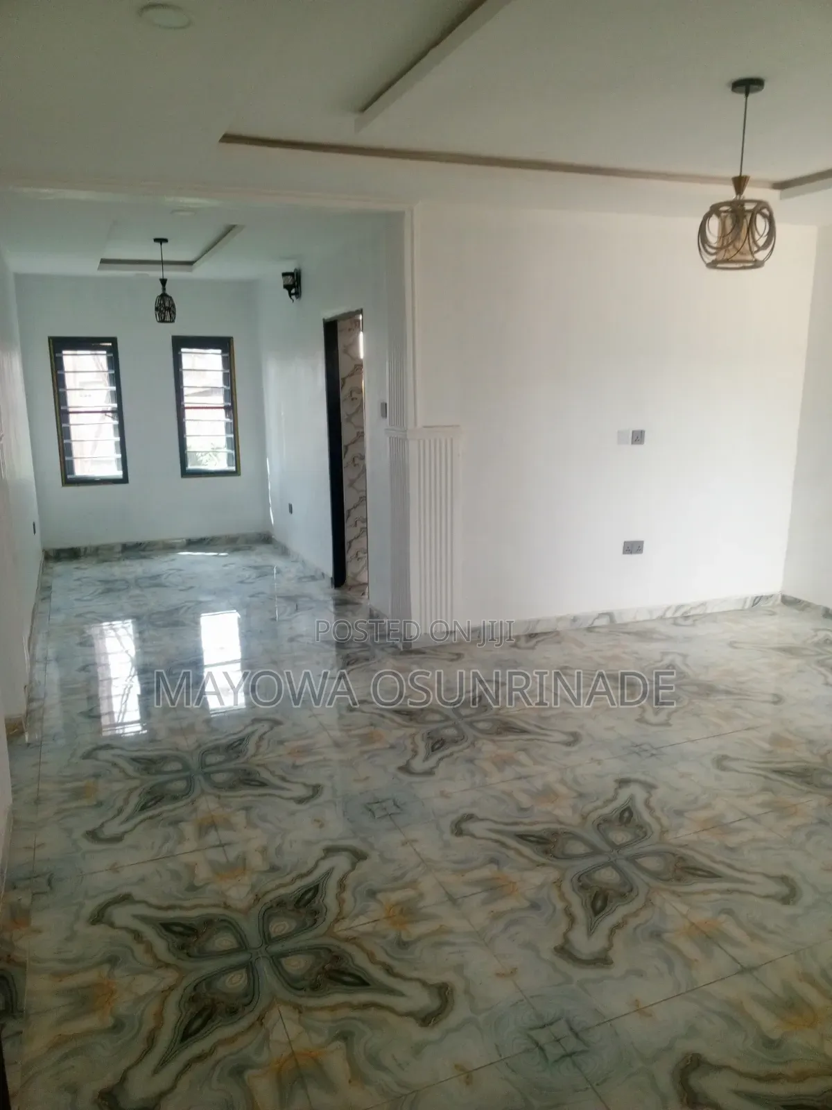 2bdrm Apartment in Ologuneru for rent