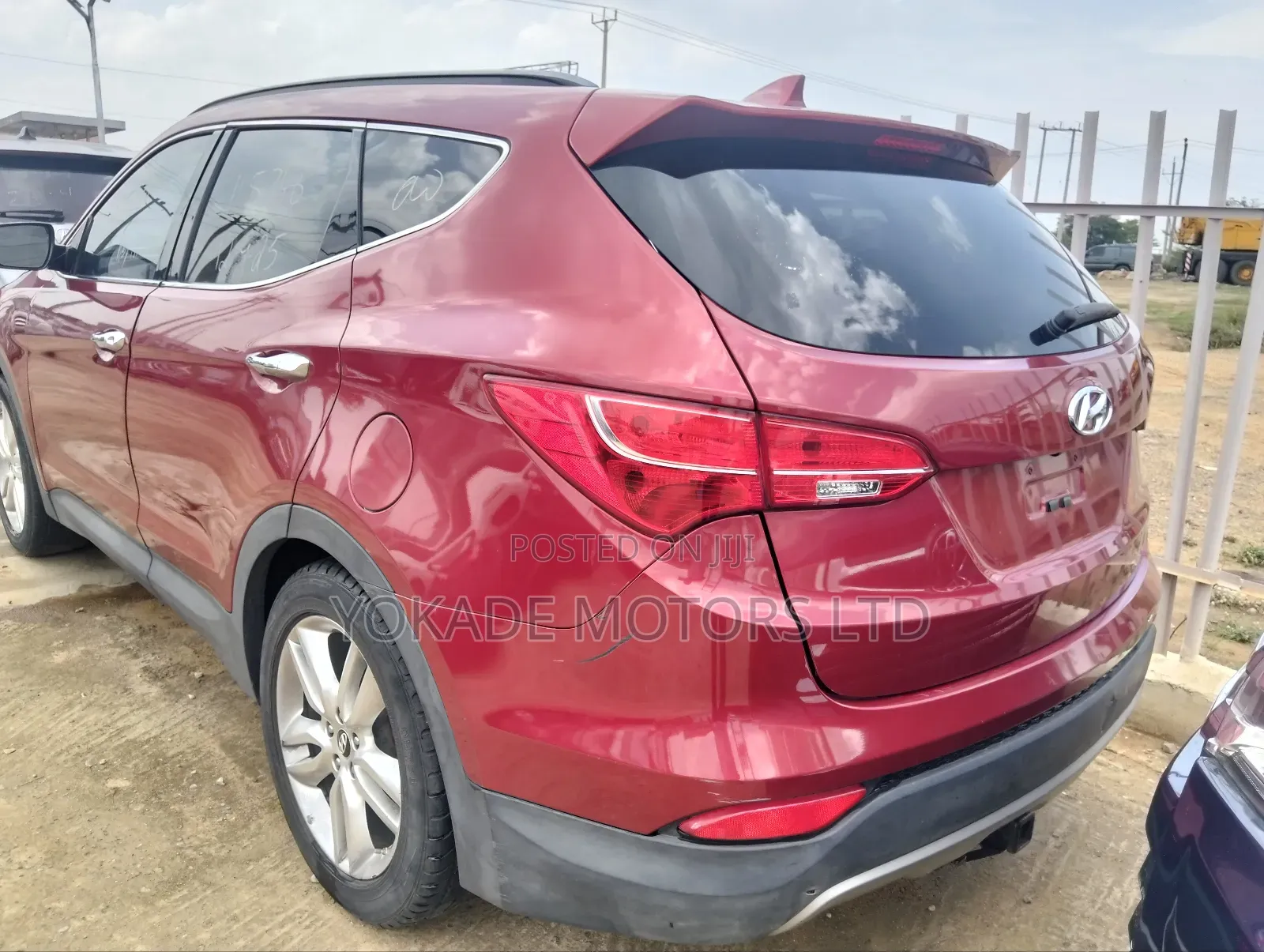 Hyundai Santa Fe 2014 Red