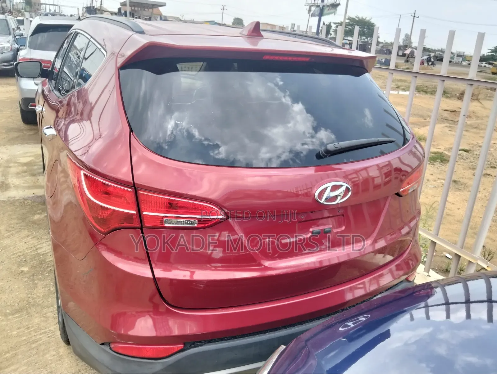 Hyundai Santa Fe 2014 Red
