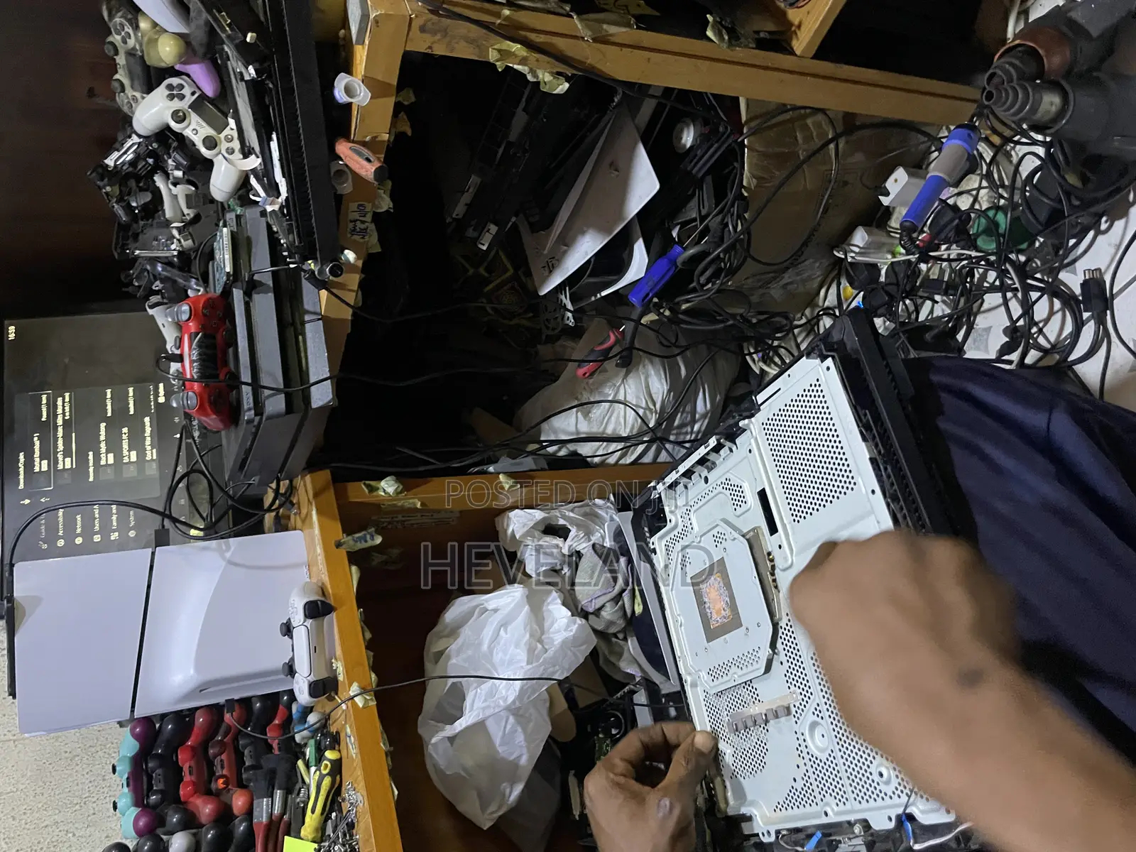 Repairing Playstation Lens