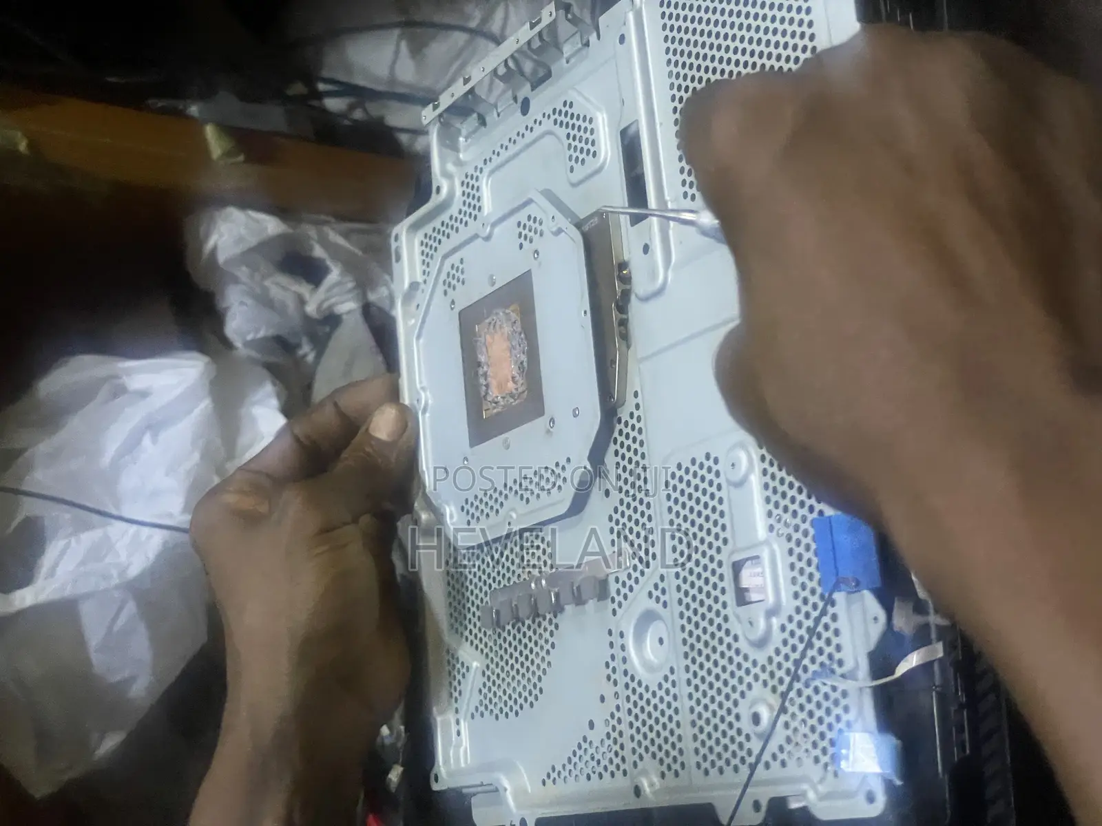 Repairing Playstation Lens