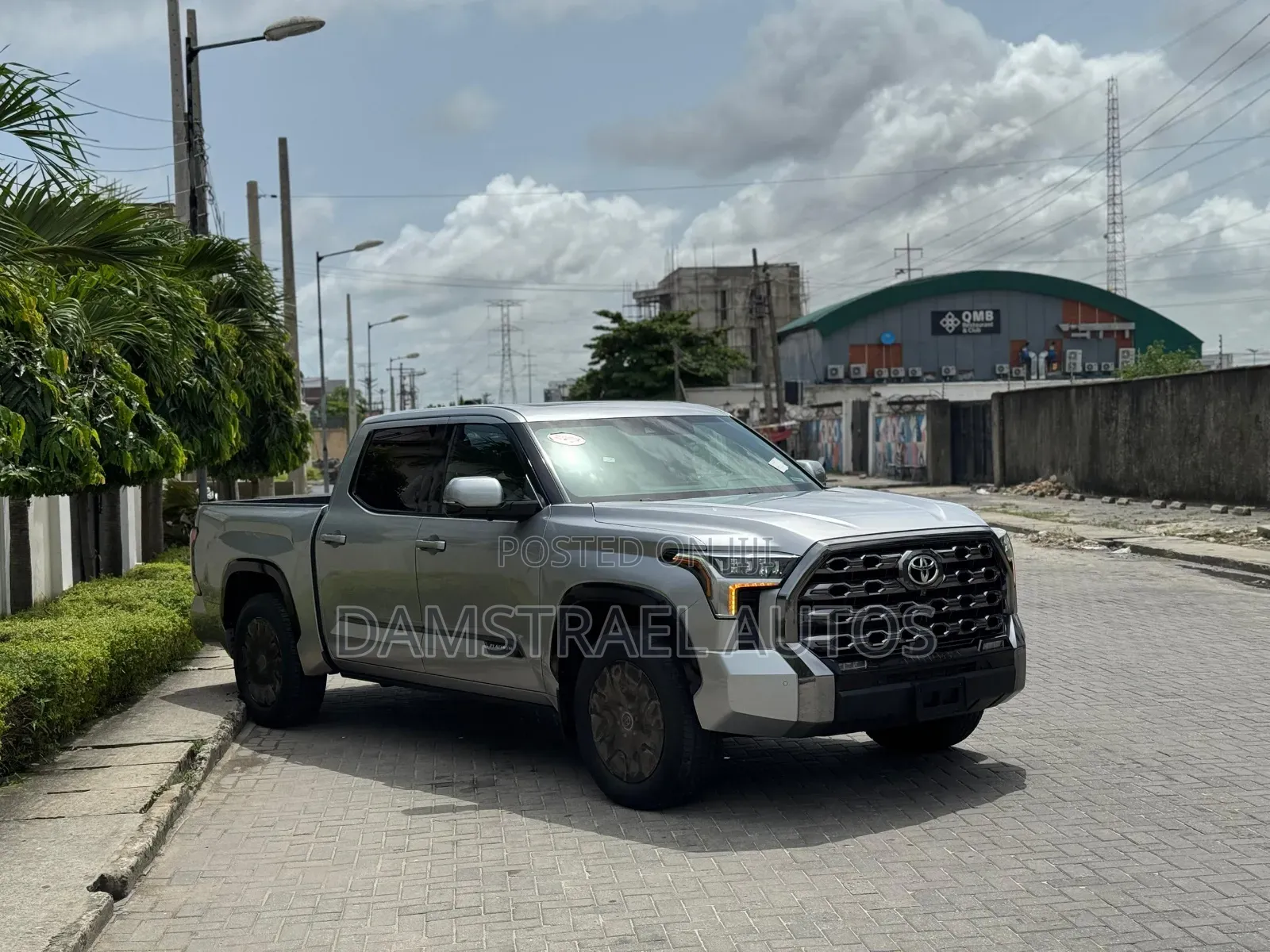 Toyota Tundra 2022 Silver